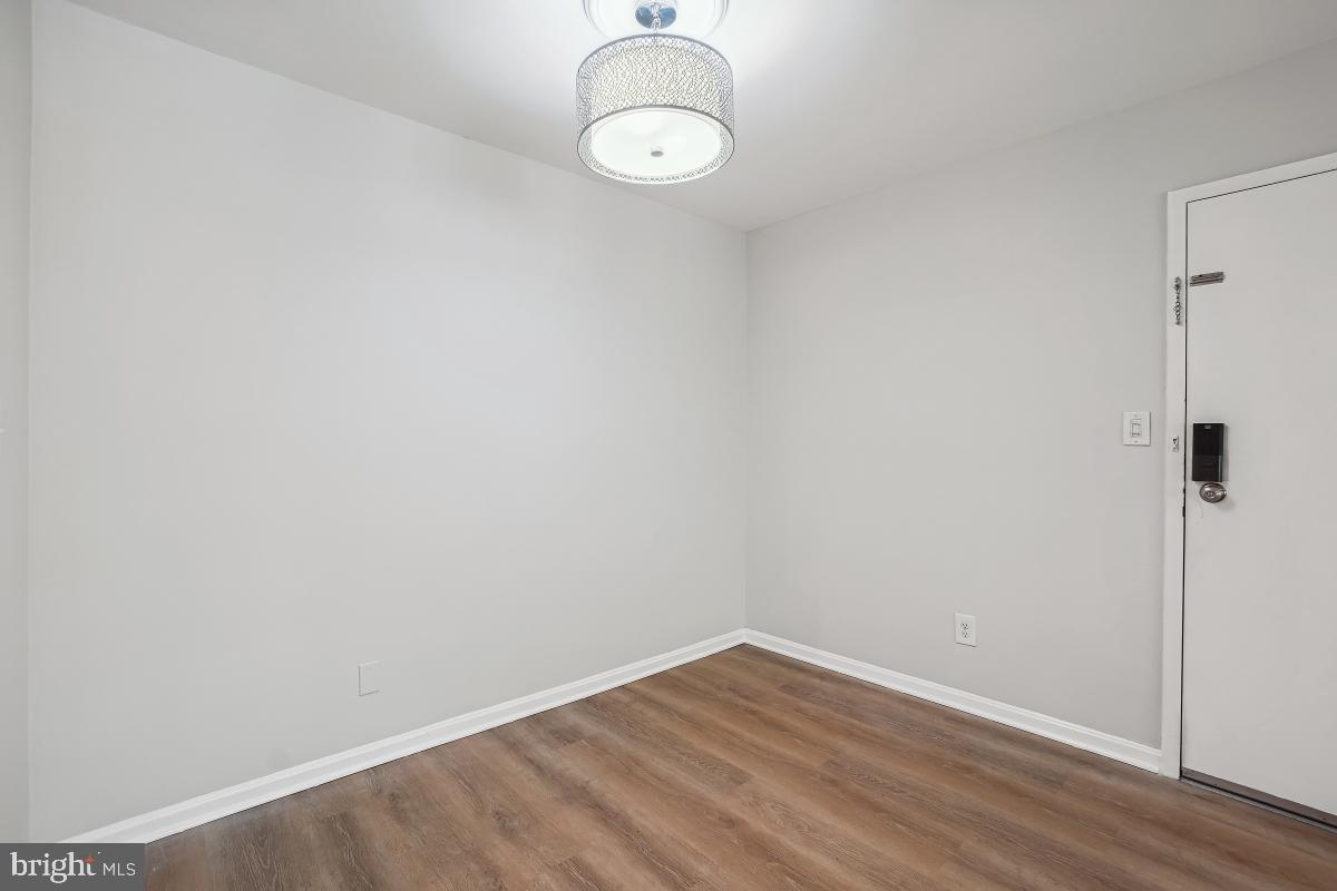 8358-H DUNHAM CT #626, SPRINGFIELD, Virginia 22152, 3 Bedrooms Bedrooms, ,2 BathroomsBathrooms,Residential,For sale,8358-H DUNHAM CT #626,VAFX2227784 MLS # VAFX2227784