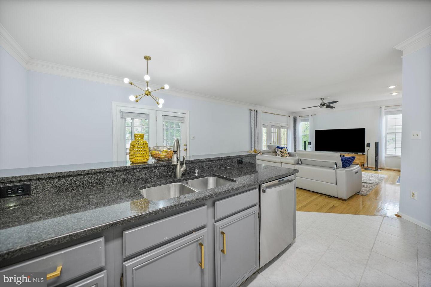 6607 GREEN GLEN CT, ALEXANDRIA, Virginia 22315, 4 Bedrooms Bedrooms, ,3 BathroomsBathrooms,Residential,For sale,6607 GREEN GLEN CT,VAFX2228512 MLS # VAFX2228512