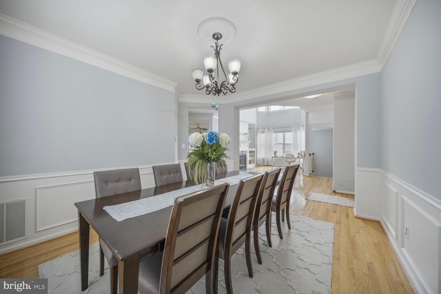 6607 GREEN GLEN CT, ALEXANDRIA, Virginia 22315, 4 Bedrooms Bedrooms, ,3 BathroomsBathrooms,Residential,For sale,6607 GREEN GLEN CT,VAFX2228512 MLS # VAFX2228512