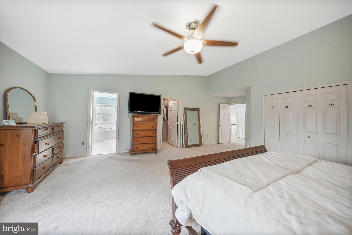 6607 GREEN GLEN CT, ALEXANDRIA, Virginia 22315, 4 Bedrooms Bedrooms, ,3 BathroomsBathrooms,Residential,For sale,6607 GREEN GLEN CT,VAFX2228512 MLS # VAFX2228512