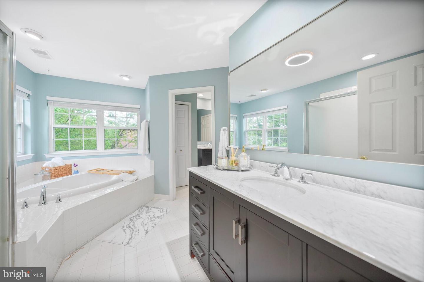 6607 GREEN GLEN CT, ALEXANDRIA, Virginia 22315, 4 Bedrooms Bedrooms, ,3 BathroomsBathrooms,Residential,For sale,6607 GREEN GLEN CT,VAFX2228512 MLS # VAFX2228512