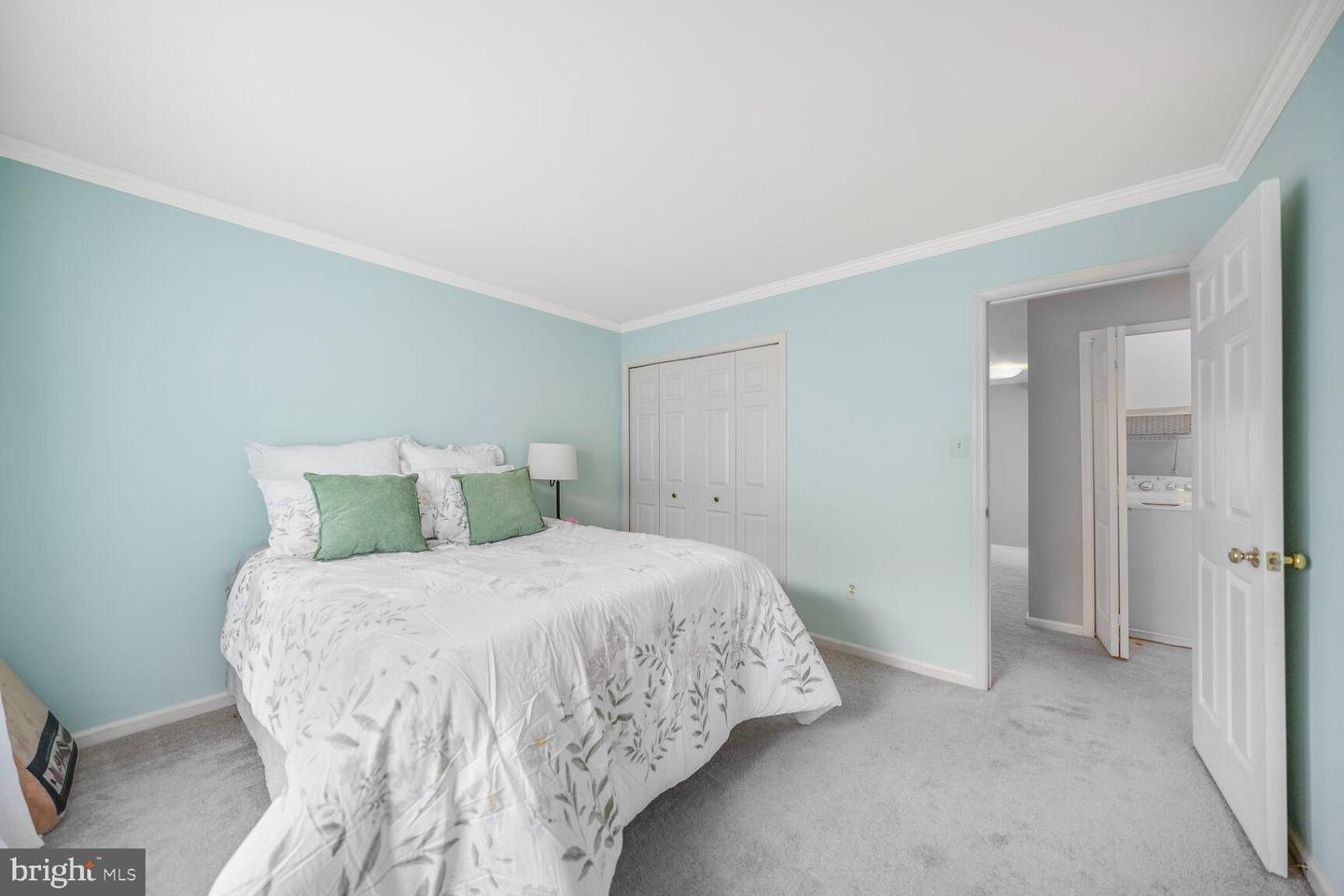 6607 GREEN GLEN CT, ALEXANDRIA, Virginia 22315, 4 Bedrooms Bedrooms, ,3 BathroomsBathrooms,Residential,For sale,6607 GREEN GLEN CT,VAFX2228512 MLS # VAFX2228512