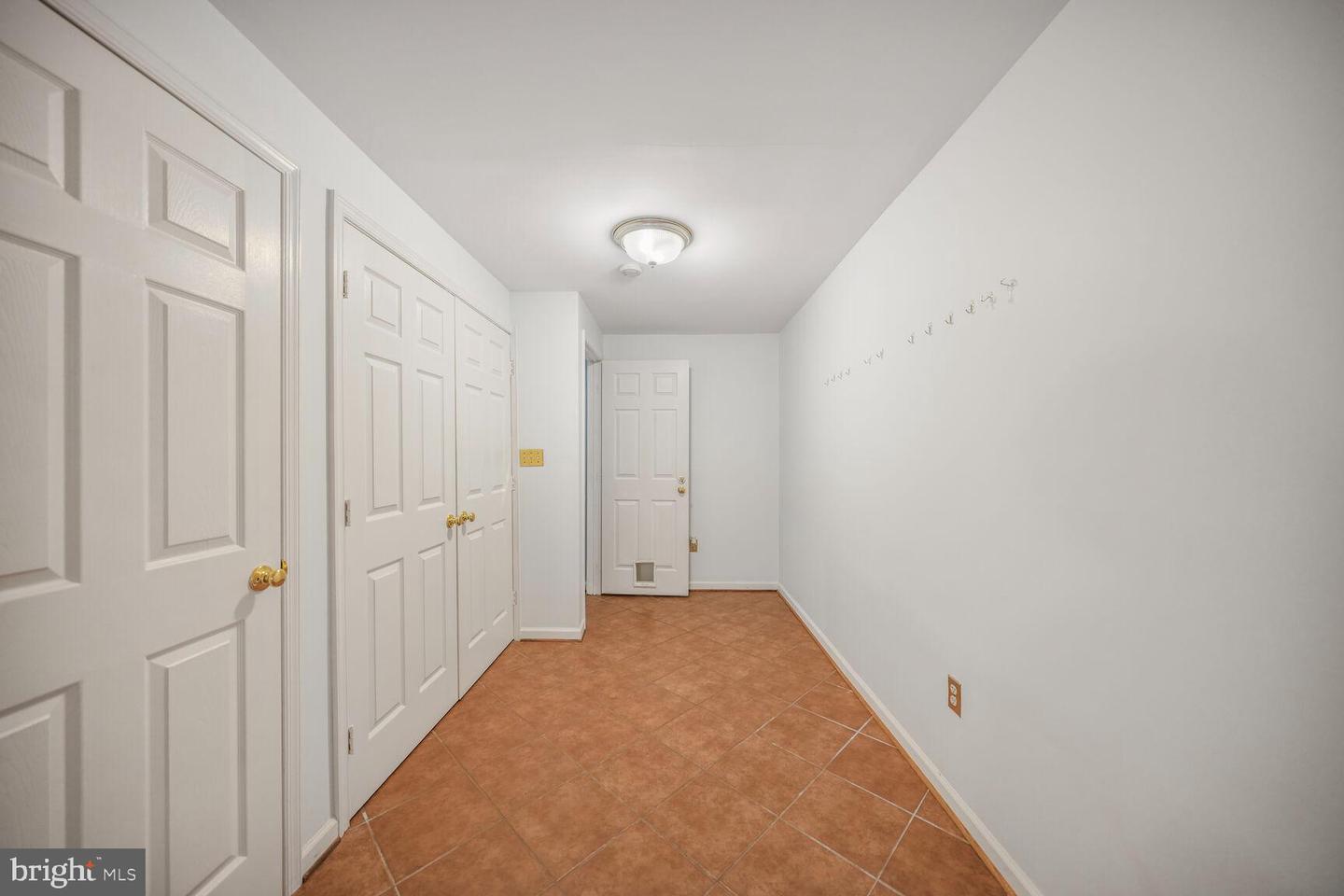 6607 GREEN GLEN CT, ALEXANDRIA, Virginia 22315, 4 Bedrooms Bedrooms, ,3 BathroomsBathrooms,Residential,For sale,6607 GREEN GLEN CT,VAFX2228512 MLS # VAFX2228512