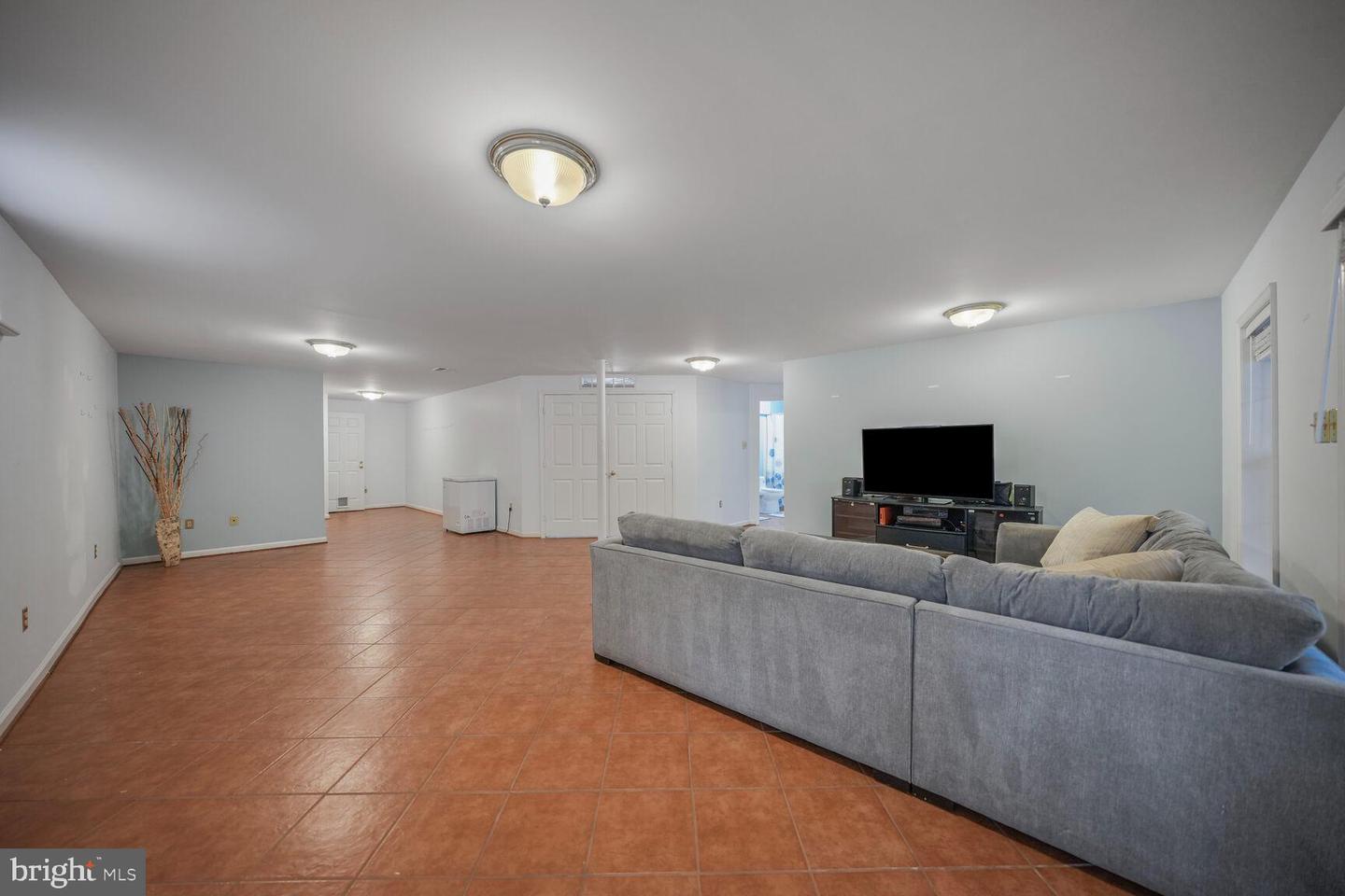 6607 GREEN GLEN CT, ALEXANDRIA, Virginia 22315, 4 Bedrooms Bedrooms, ,3 BathroomsBathrooms,Residential,For sale,6607 GREEN GLEN CT,VAFX2228512 MLS # VAFX2228512