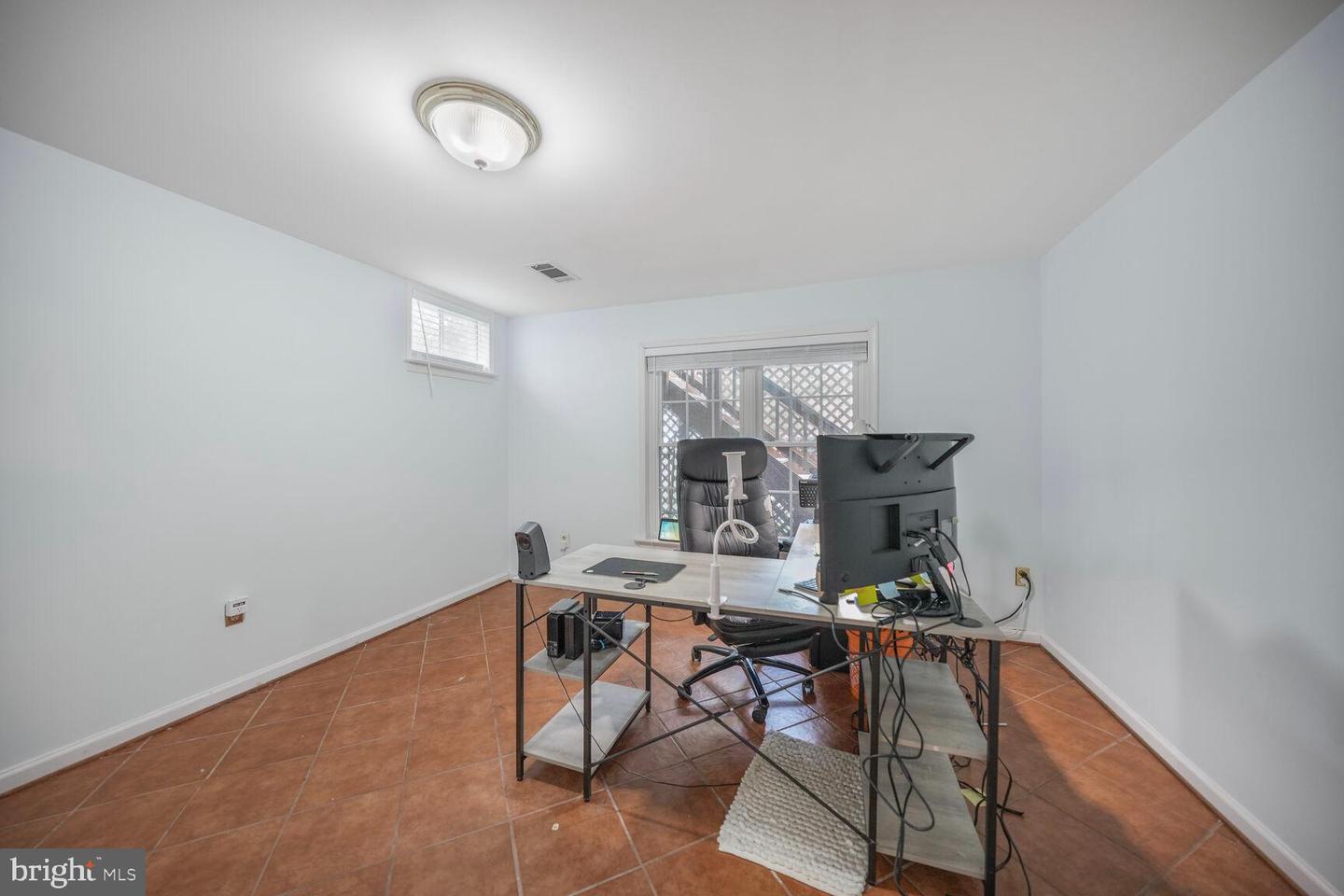 6607 GREEN GLEN CT, ALEXANDRIA, Virginia 22315, 4 Bedrooms Bedrooms, ,3 BathroomsBathrooms,Residential,For sale,6607 GREEN GLEN CT,VAFX2228512 MLS # VAFX2228512