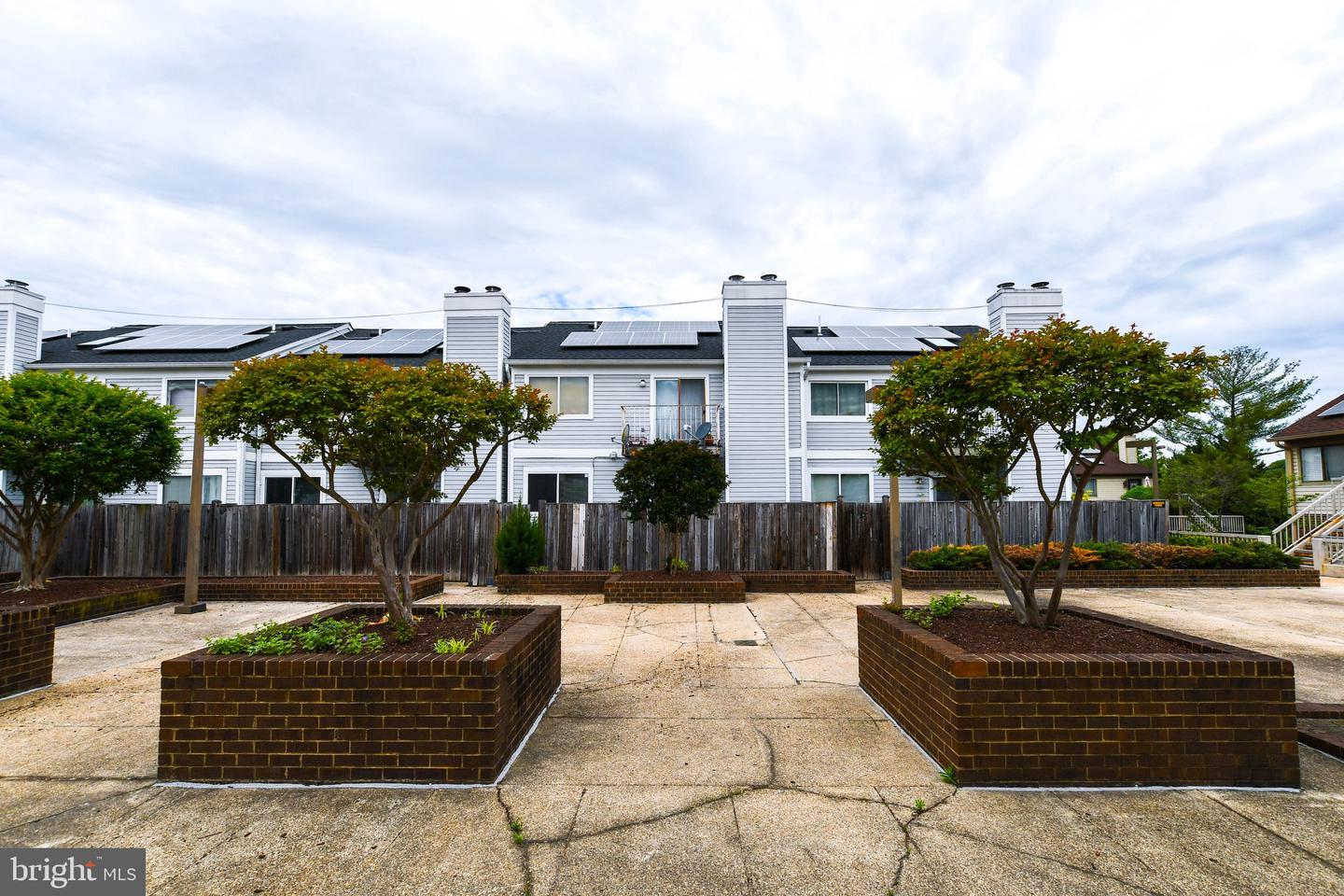 49 HAWTHORNE CT NE #49, WASHINGTON, District Of Columbia 20017, 2 Bedrooms Bedrooms, ,1 BathroomBathrooms,Residential,For sale,49 HAWTHORNE CT NE #49,DCDC2190858 MLS # DCDC2190858