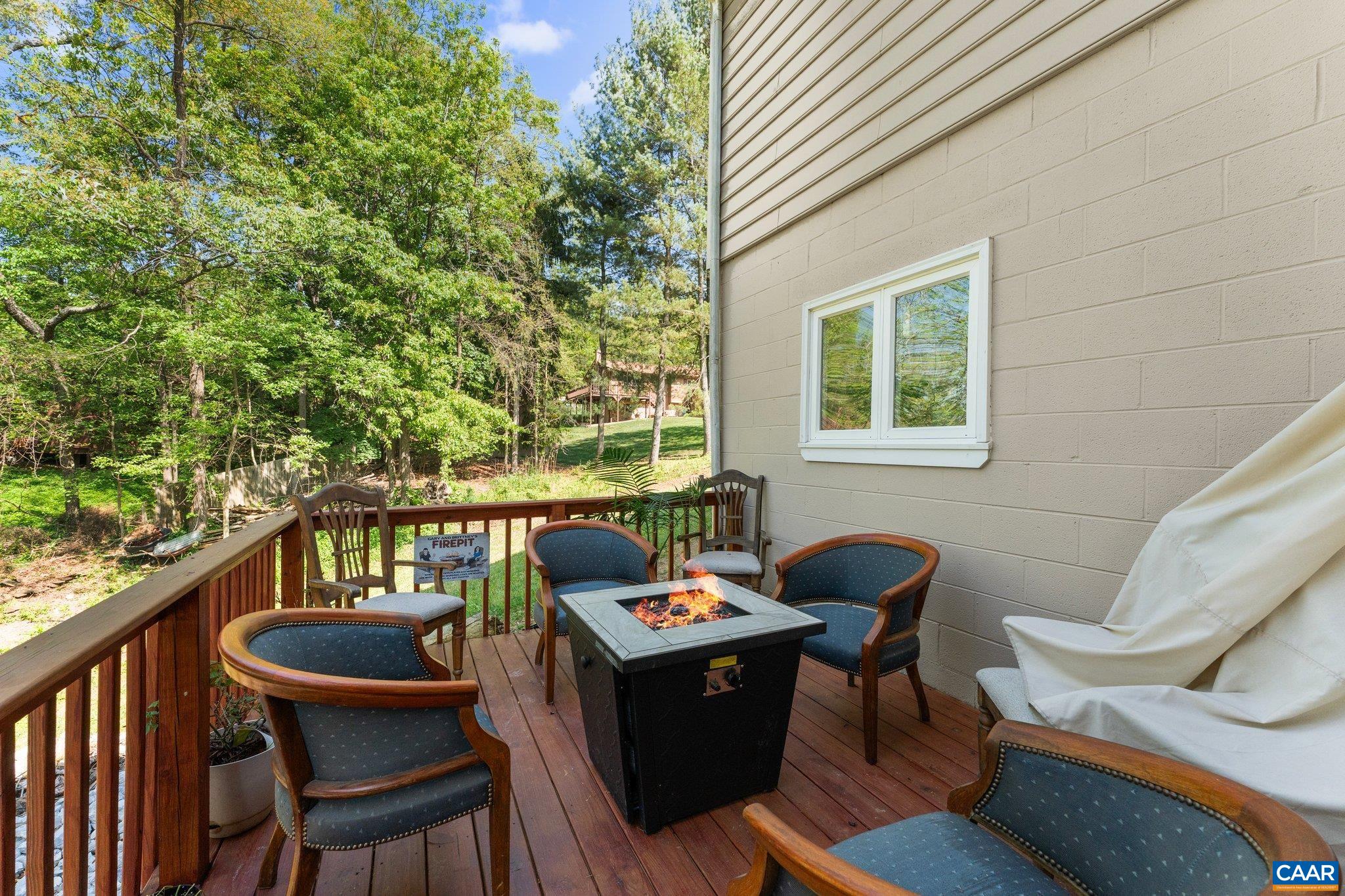 440 WOODLAND CIR, WAYNESBORO, Virginia 22980, 4 Bedrooms Bedrooms, ,2 BathroomsBathrooms,Residential,440 WOODLAND CIR,663965 MLS # 663965