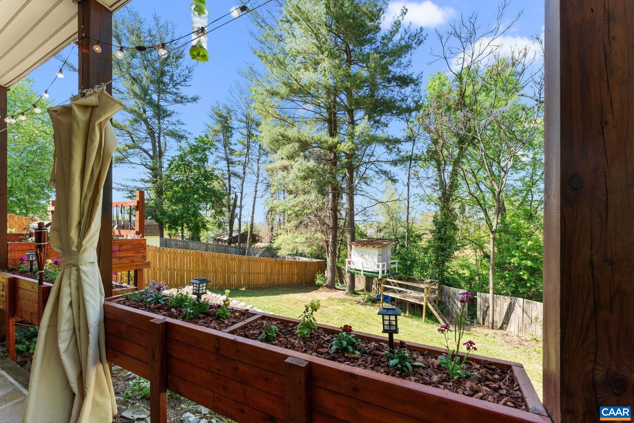 440 WOODLAND CIR, WAYNESBORO, Virginia 22980, 4 Bedrooms Bedrooms, ,2 BathroomsBathrooms,Residential,440 WOODLAND CIR,663965 MLS # 663965
