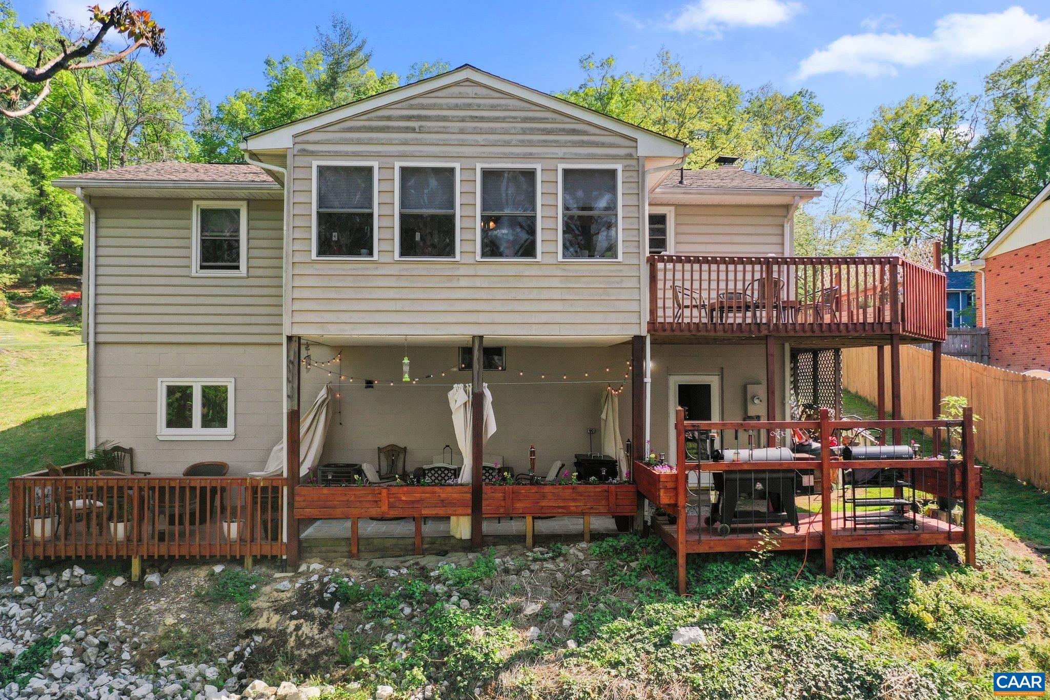 440 WOODLAND CIR, WAYNESBORO, Virginia 22980, 4 Bedrooms Bedrooms, ,2 BathroomsBathrooms,Residential,440 WOODLAND CIR,663965 MLS # 663965