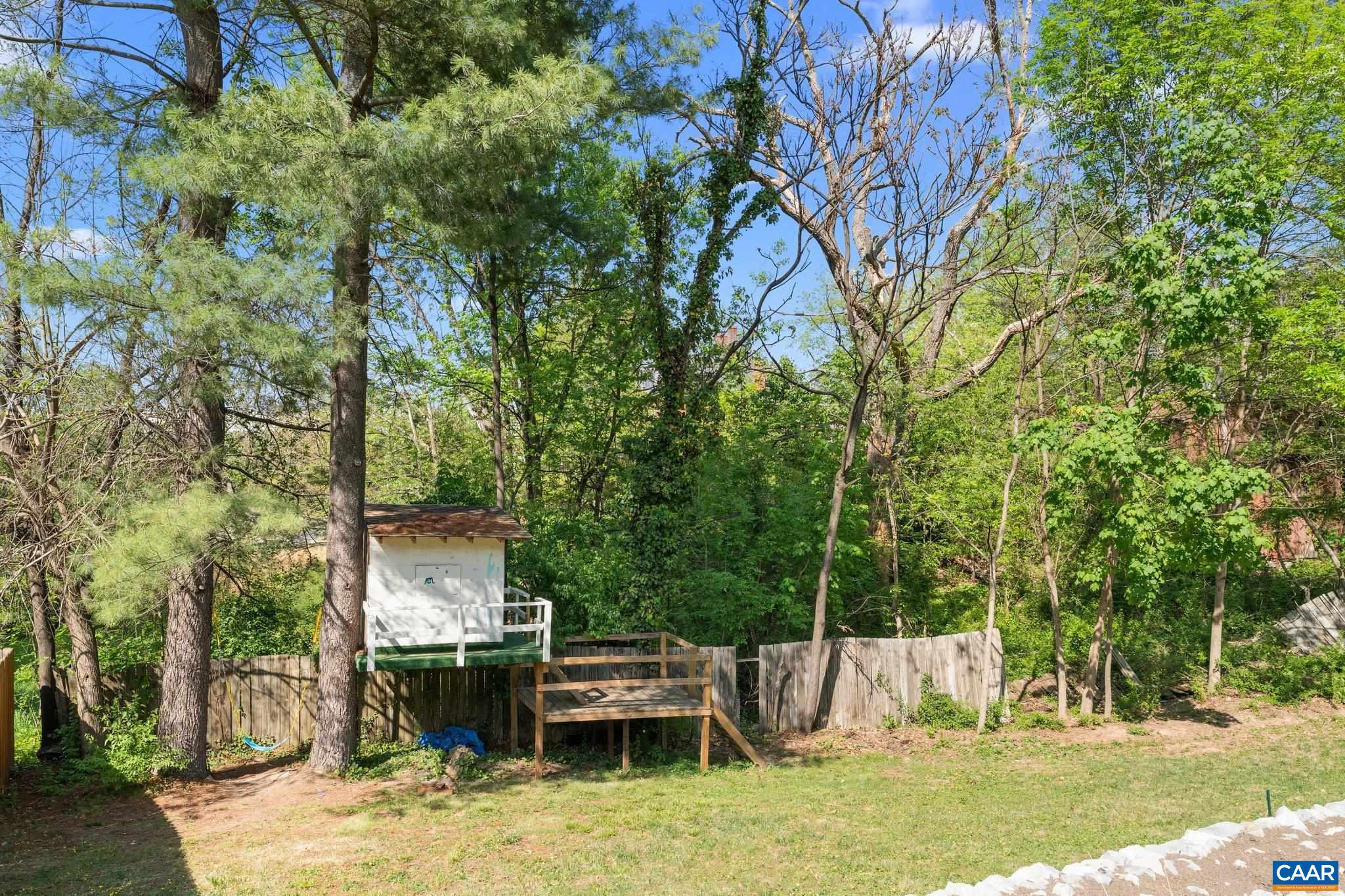 440 WOODLAND CIR, WAYNESBORO, Virginia 22980, 4 Bedrooms Bedrooms, ,2 BathroomsBathrooms,Residential,440 WOODLAND CIR,663965 MLS # 663965
