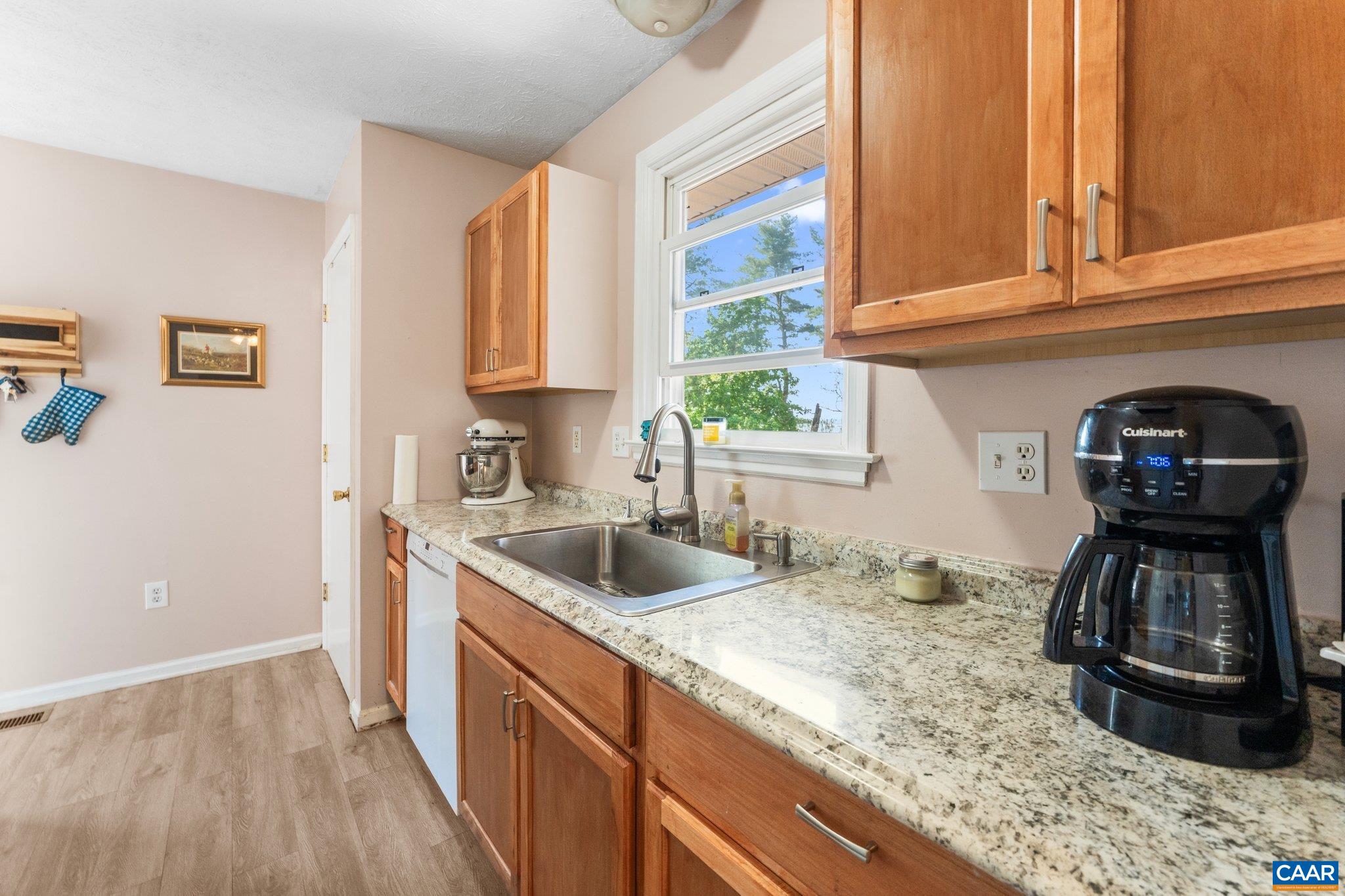 440 WOODLAND CIR, WAYNESBORO, Virginia 22980, 4 Bedrooms Bedrooms, ,2 BathroomsBathrooms,Residential,440 WOODLAND CIR,663965 MLS # 663965