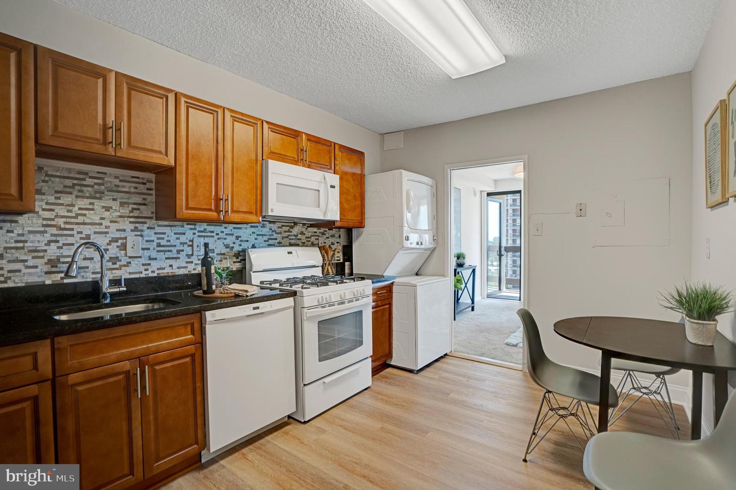3701 S GEORGE MASON DR #1002N, FALLS CHURCH, Virginia 22041, 1 Bedroom Bedrooms, ,1 BathroomBathrooms,Residential,For sale,3701 S GEORGE MASON DR #1002N,VAFX2229976 MLS # VAFX2229976