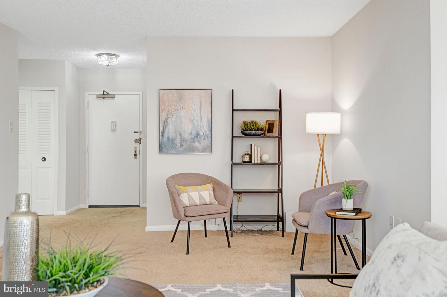 3701 S GEORGE MASON DR #1002N, FALLS CHURCH, Virginia 22041, 1 Bedroom Bedrooms, ,1 BathroomBathrooms,Residential,For sale,3701 S GEORGE MASON DR #1002N,VAFX2229976 MLS # VAFX2229976