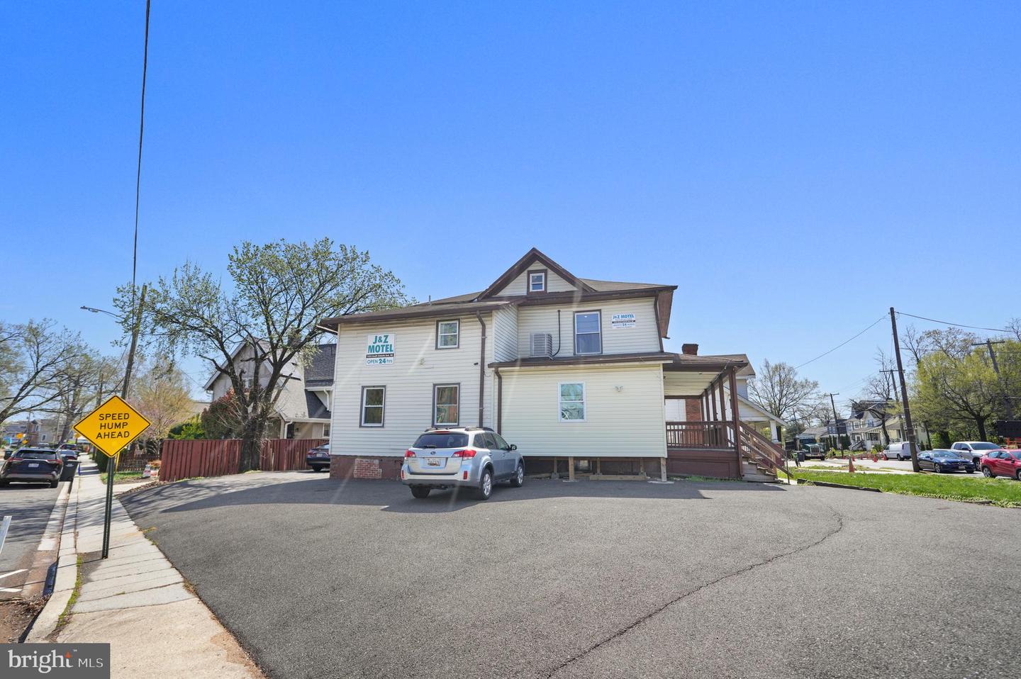 3123 SOUTH DAKOTA AVE NE, WASHINGTON, District Of Columbia 20018, 7 Bedrooms Bedrooms, ,2 BathroomsBathrooms,Residential,For sale,3123 SOUTH DAKOTA AVE NE,DCDC2192604 MLS # DCDC2192604