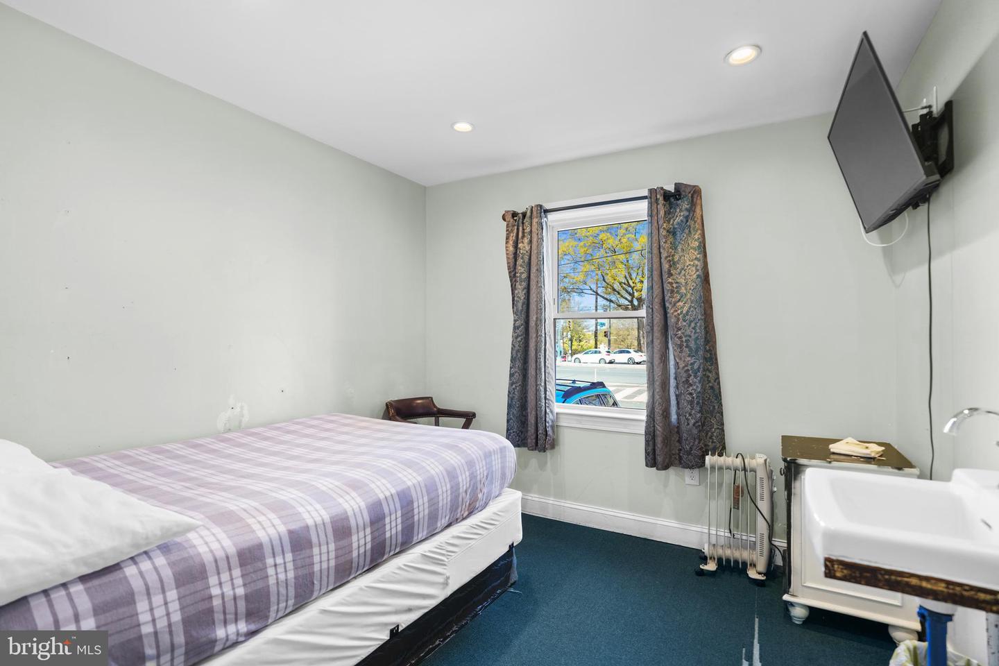 3123 SOUTH DAKOTA AVE NE, WASHINGTON, District Of Columbia 20018, 7 Bedrooms Bedrooms, ,2 BathroomsBathrooms,Residential,For sale,3123 SOUTH DAKOTA AVE NE,DCDC2192604 MLS # DCDC2192604