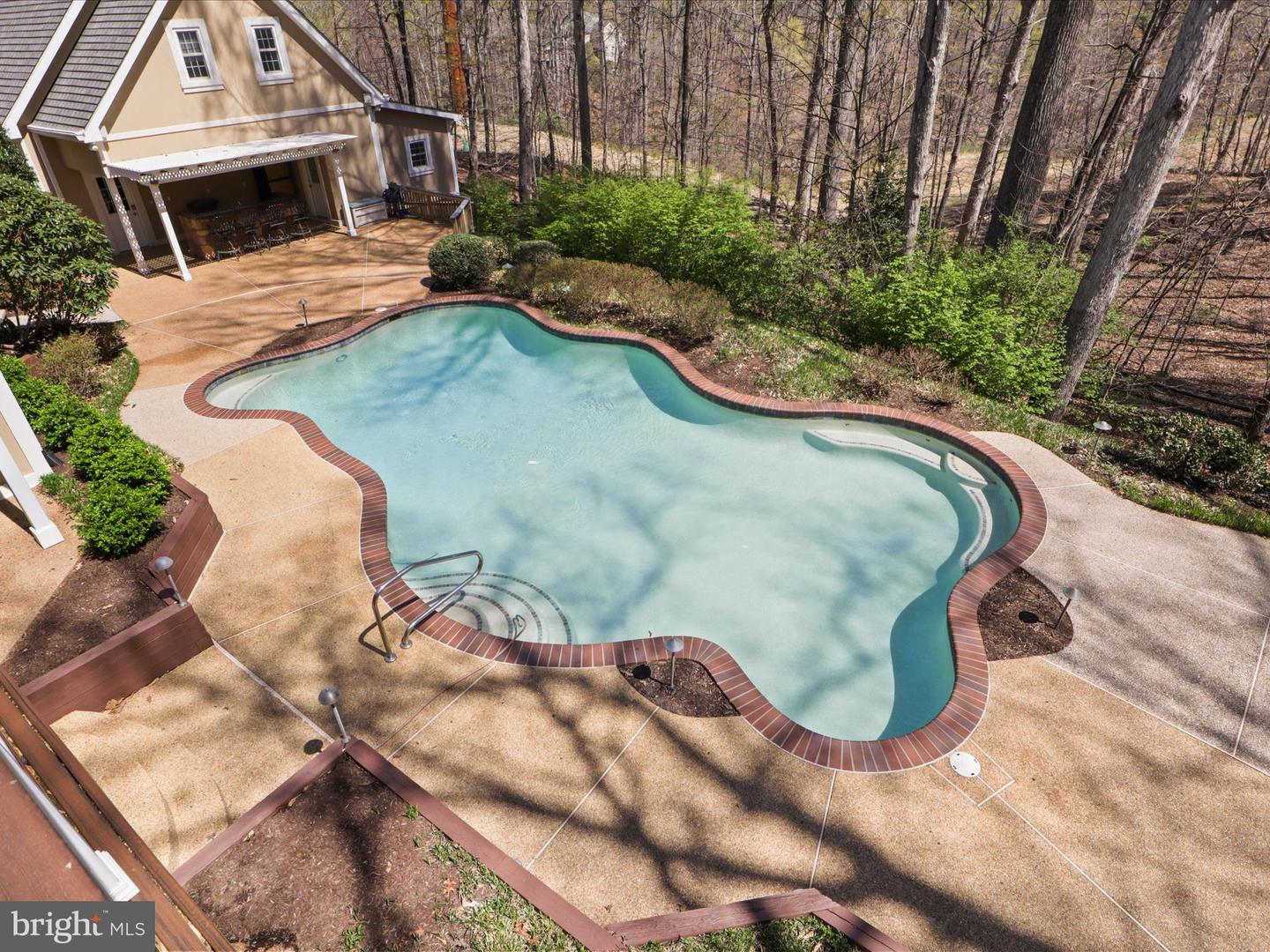 12760 DUNVEGAN DR, CLIFTON, Virginia 20124, 5 Bedrooms Bedrooms, ,3 BathroomsBathrooms,Residential,For sale,12760 DUNVEGAN DR,VAFX2231038 MLS # VAFX2231038