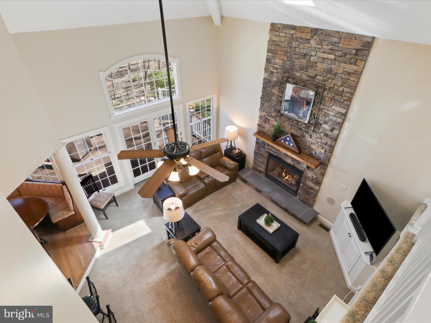 12760 DUNVEGAN DR, CLIFTON, Virginia 20124, 5 Bedrooms Bedrooms, ,3 BathroomsBathrooms,Residential,For sale,12760 DUNVEGAN DR,VAFX2231038 MLS # VAFX2231038