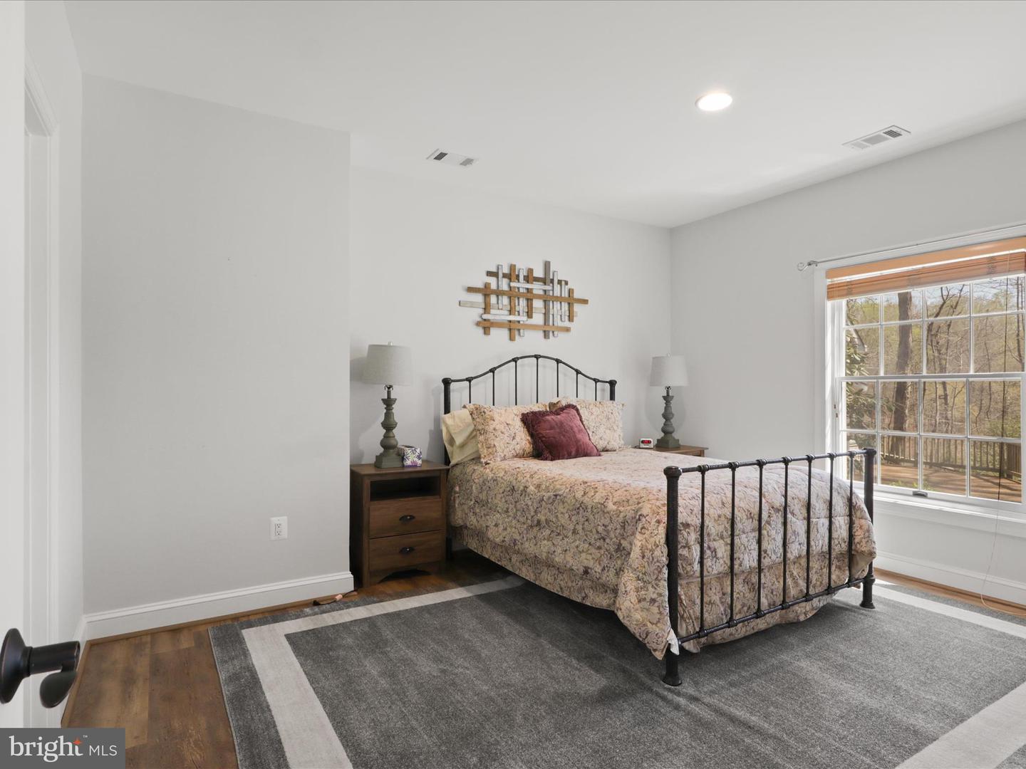 12760 DUNVEGAN DR, CLIFTON, Virginia 20124, 5 Bedrooms Bedrooms, ,3 BathroomsBathrooms,Residential,For sale,12760 DUNVEGAN DR,VAFX2231038 MLS # VAFX2231038
