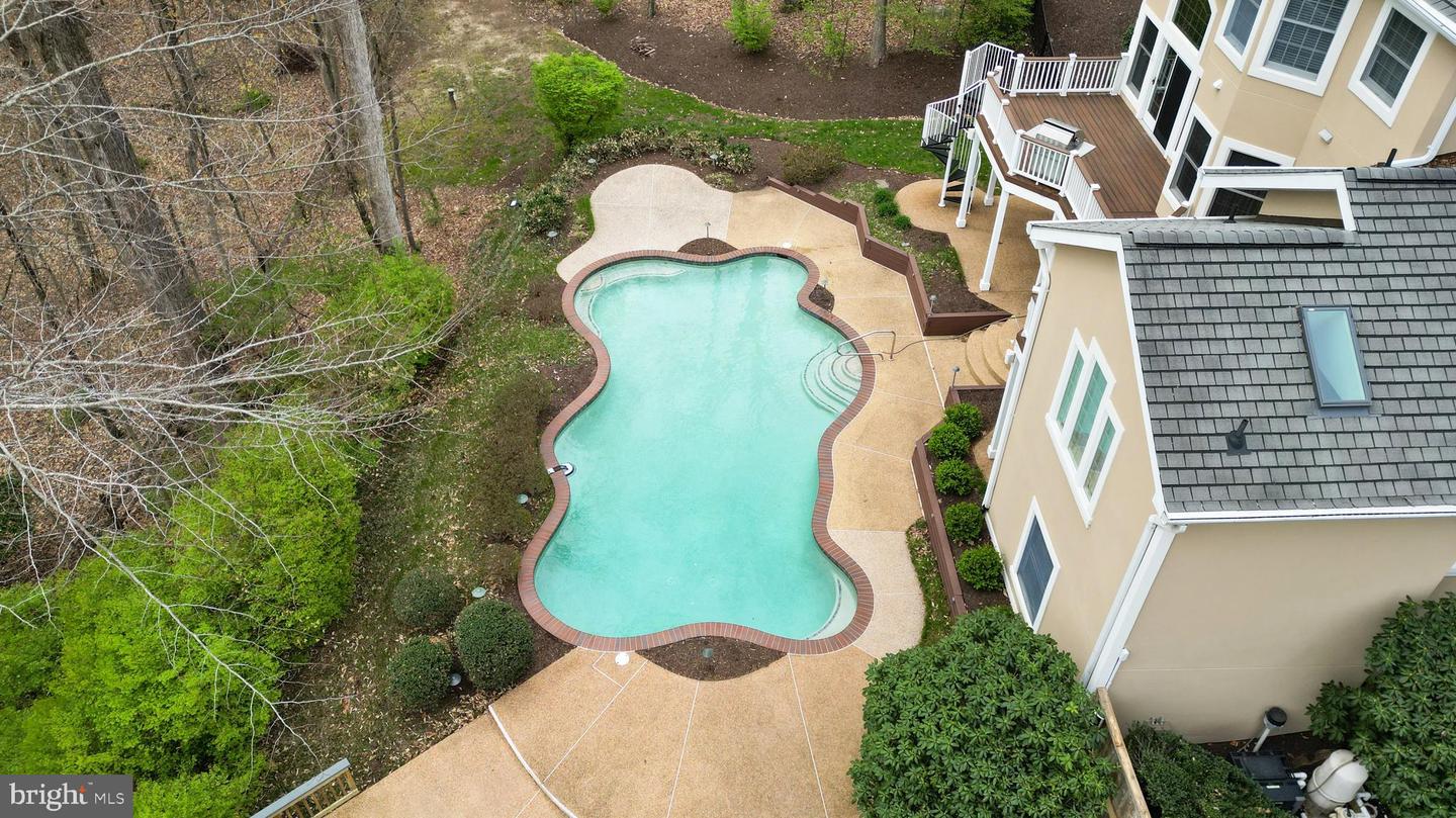 12760 DUNVEGAN DR, CLIFTON, Virginia 20124, 5 Bedrooms Bedrooms, ,3 BathroomsBathrooms,Residential,For sale,12760 DUNVEGAN DR,VAFX2231038 MLS # VAFX2231038