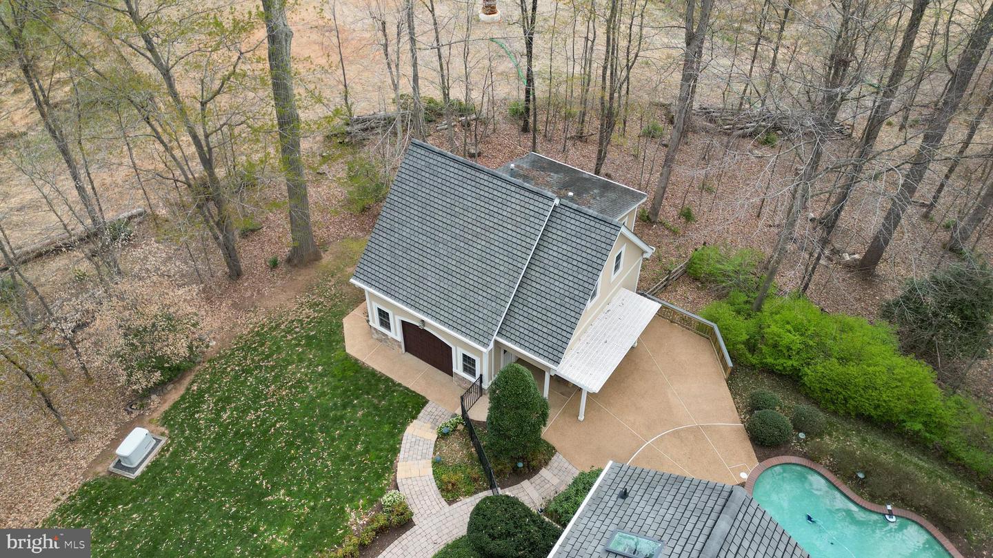 12760 DUNVEGAN DR, CLIFTON, Virginia 20124, 5 Bedrooms Bedrooms, ,3 BathroomsBathrooms,Residential,For sale,12760 DUNVEGAN DR,VAFX2231038 MLS # VAFX2231038