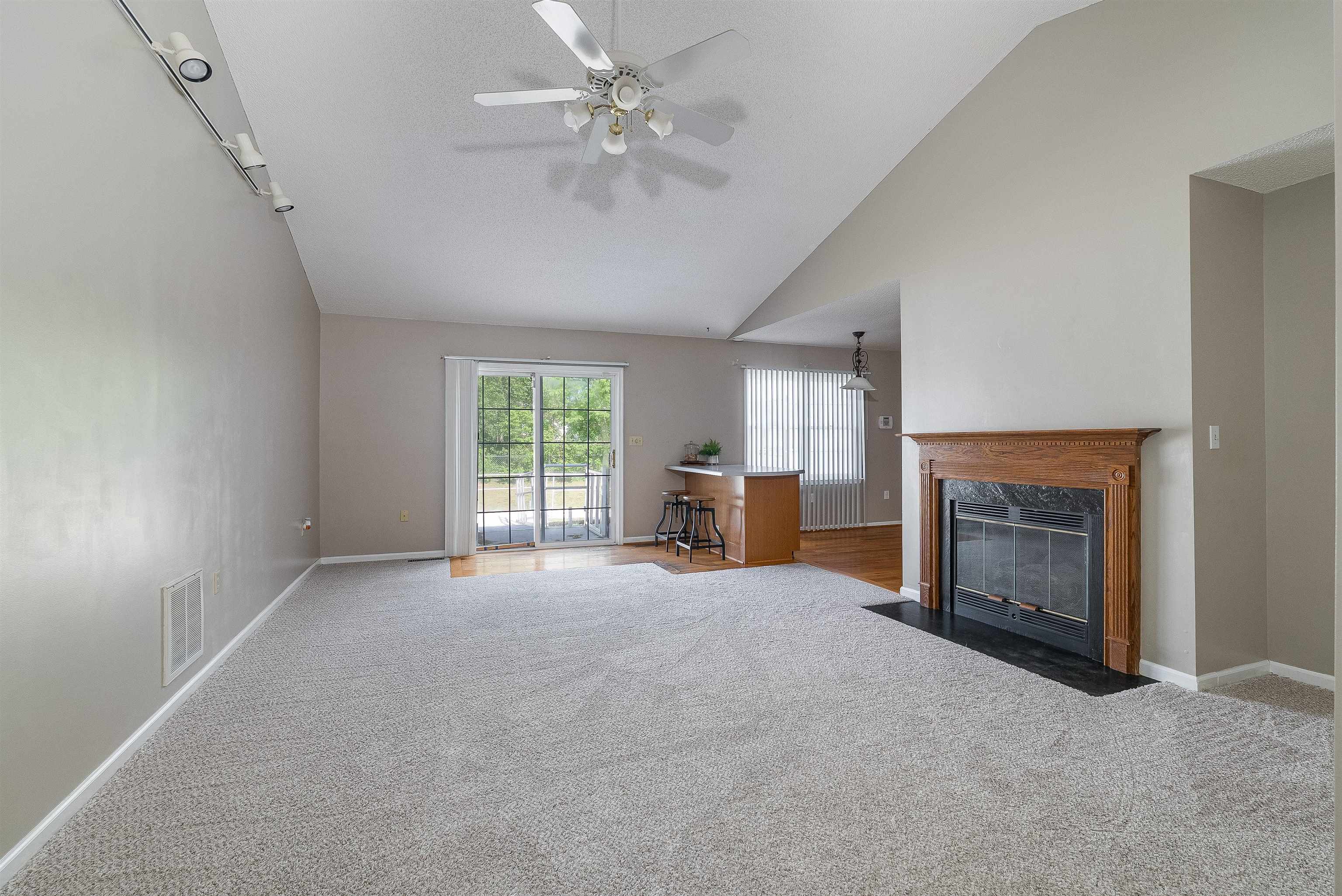 138 ARROWHEAD LN, STUARTS DRAFT, Virginia 24477, 3 Bedrooms Bedrooms, ,2 BathroomsBathrooms,Residential,138 ARROWHEAD LN,664056 MLS # 664056