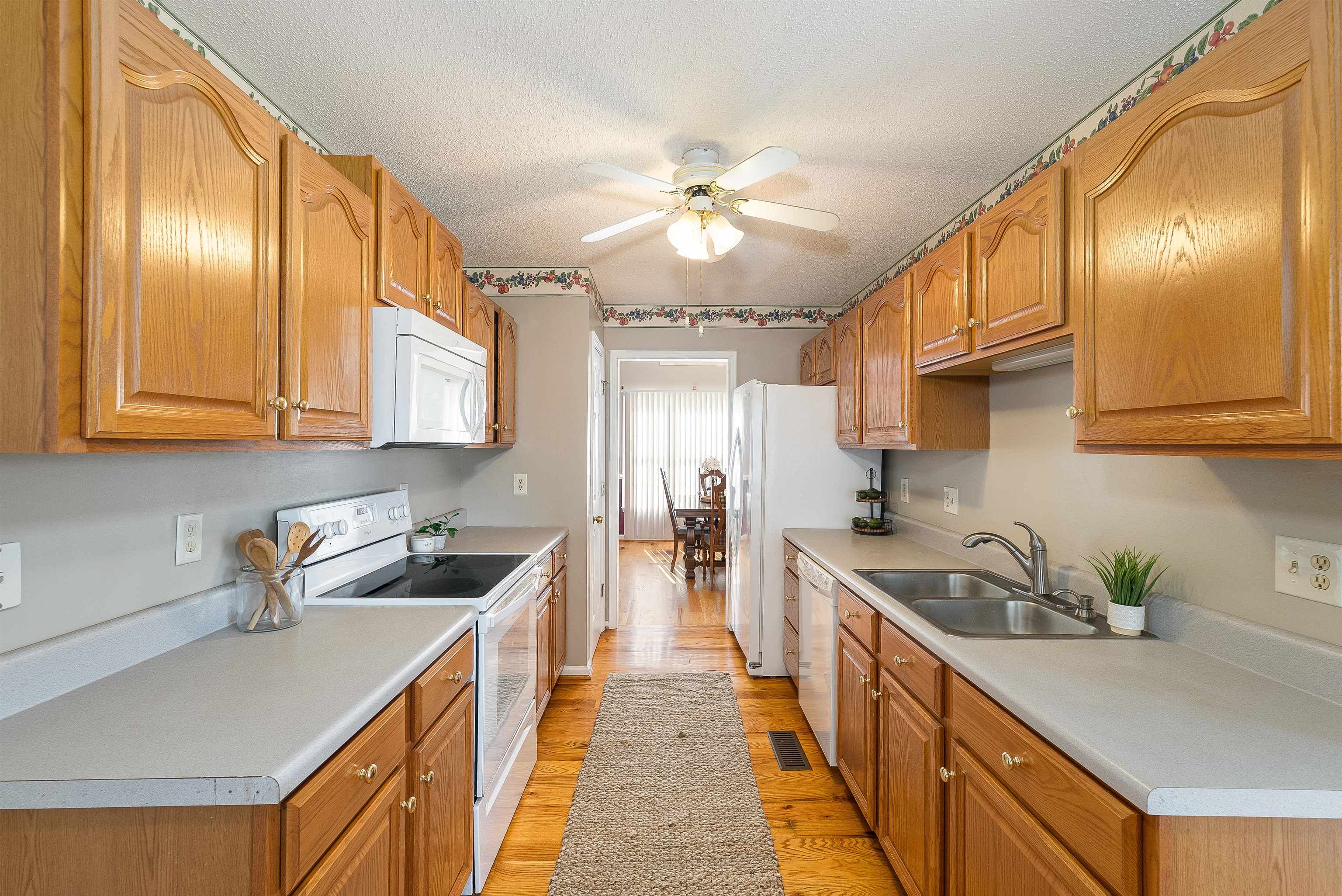 138 ARROWHEAD LN, STUARTS DRAFT, Virginia 24477, 3 Bedrooms Bedrooms, ,2 BathroomsBathrooms,Residential,138 ARROWHEAD LN,664056 MLS # 664056