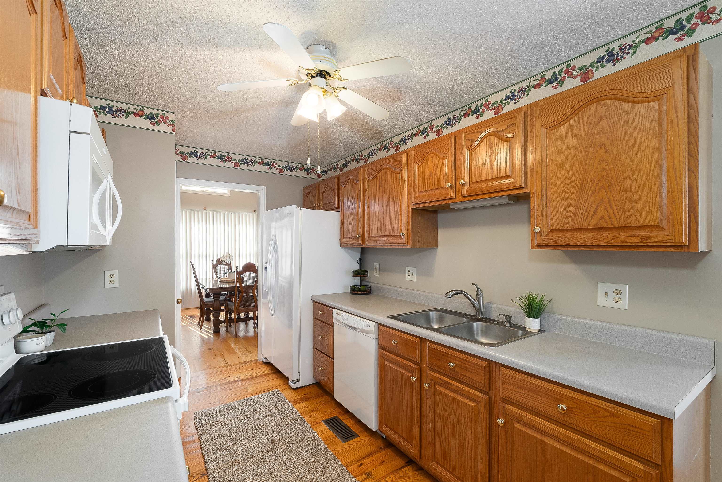 138 ARROWHEAD LN, STUARTS DRAFT, Virginia 24477, 3 Bedrooms Bedrooms, ,2 BathroomsBathrooms,Residential,138 ARROWHEAD LN,664056 MLS # 664056
