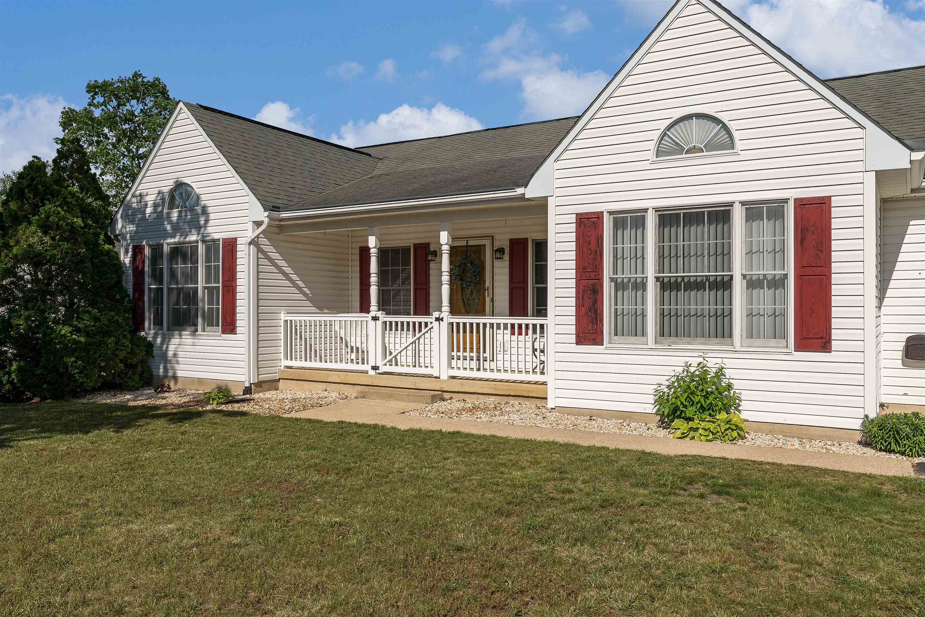 138 ARROWHEAD LN, STUARTS DRAFT, Virginia 24477, 3 Bedrooms Bedrooms, ,2 BathroomsBathrooms,Residential,138 ARROWHEAD LN,664056 MLS # 664056