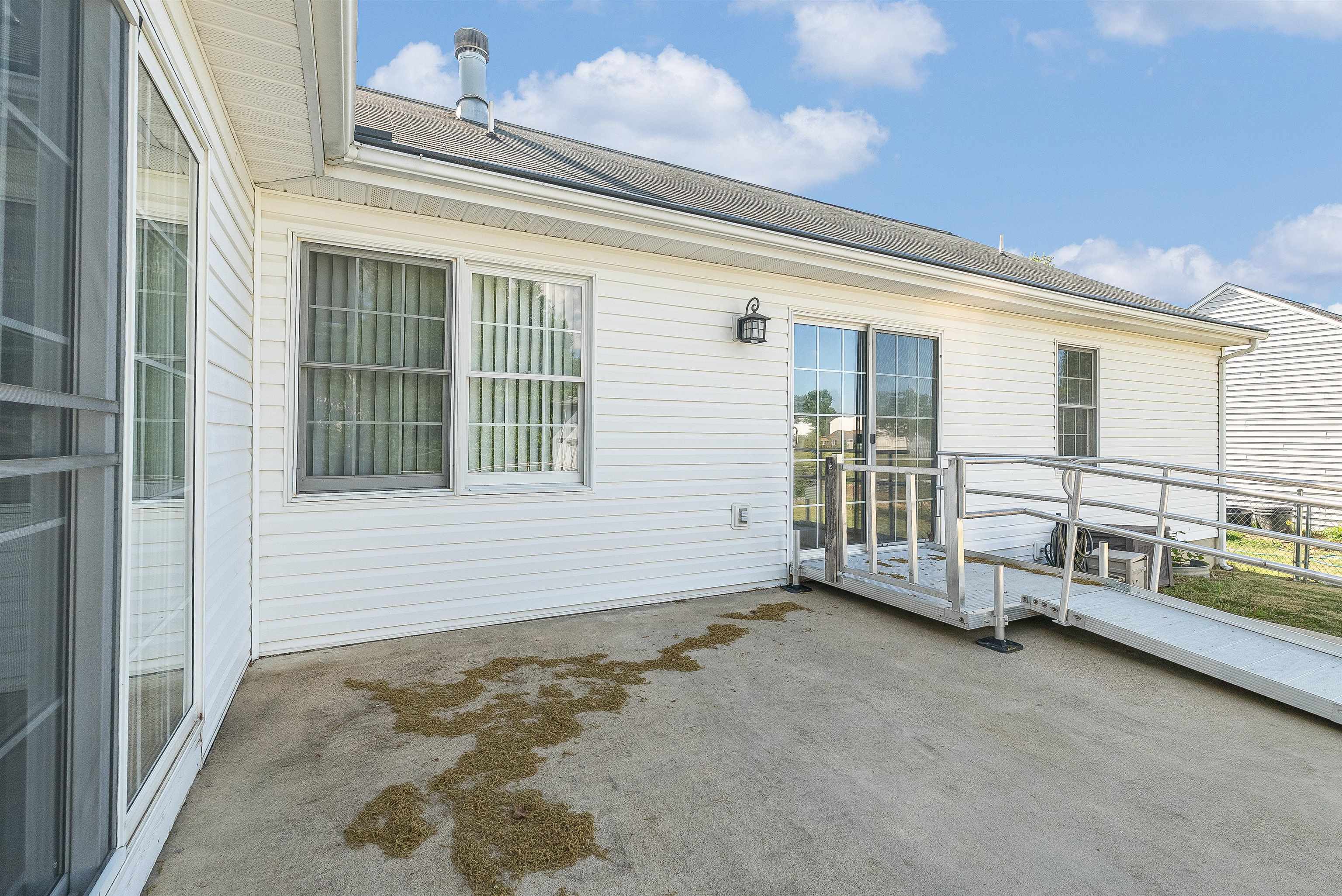 138 ARROWHEAD LN, STUARTS DRAFT, Virginia 24477, 3 Bedrooms Bedrooms, ,2 BathroomsBathrooms,Residential,138 ARROWHEAD LN,664056 MLS # 664056