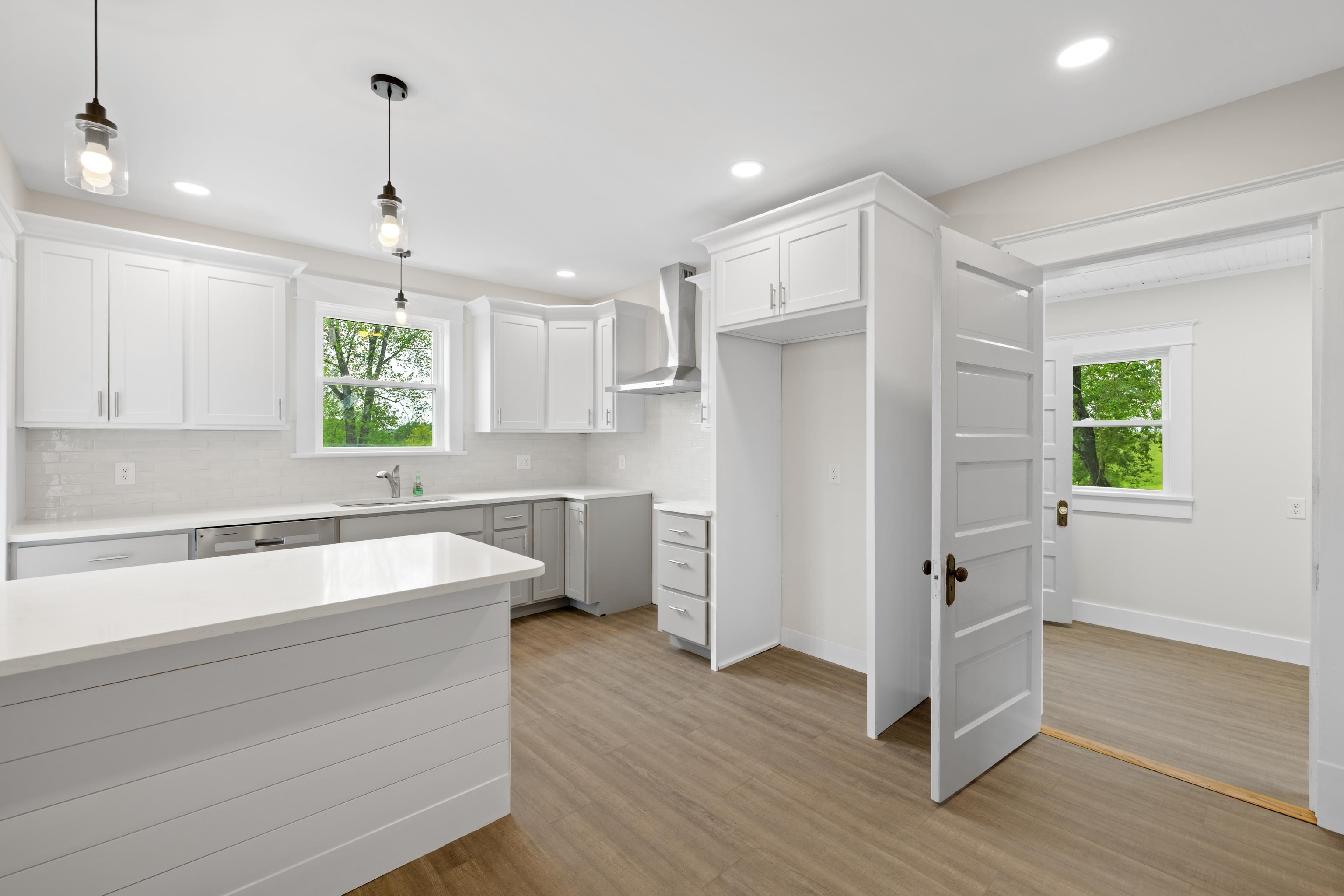 630 BATTLEFIELD RD, FORT DEFIANCE, Virginia 24437, 3 Bedrooms Bedrooms, ,3 BathroomsBathrooms,Residential,New Hope Farmhouse,630 BATTLEFIELD RD,664063 MLS # 664063