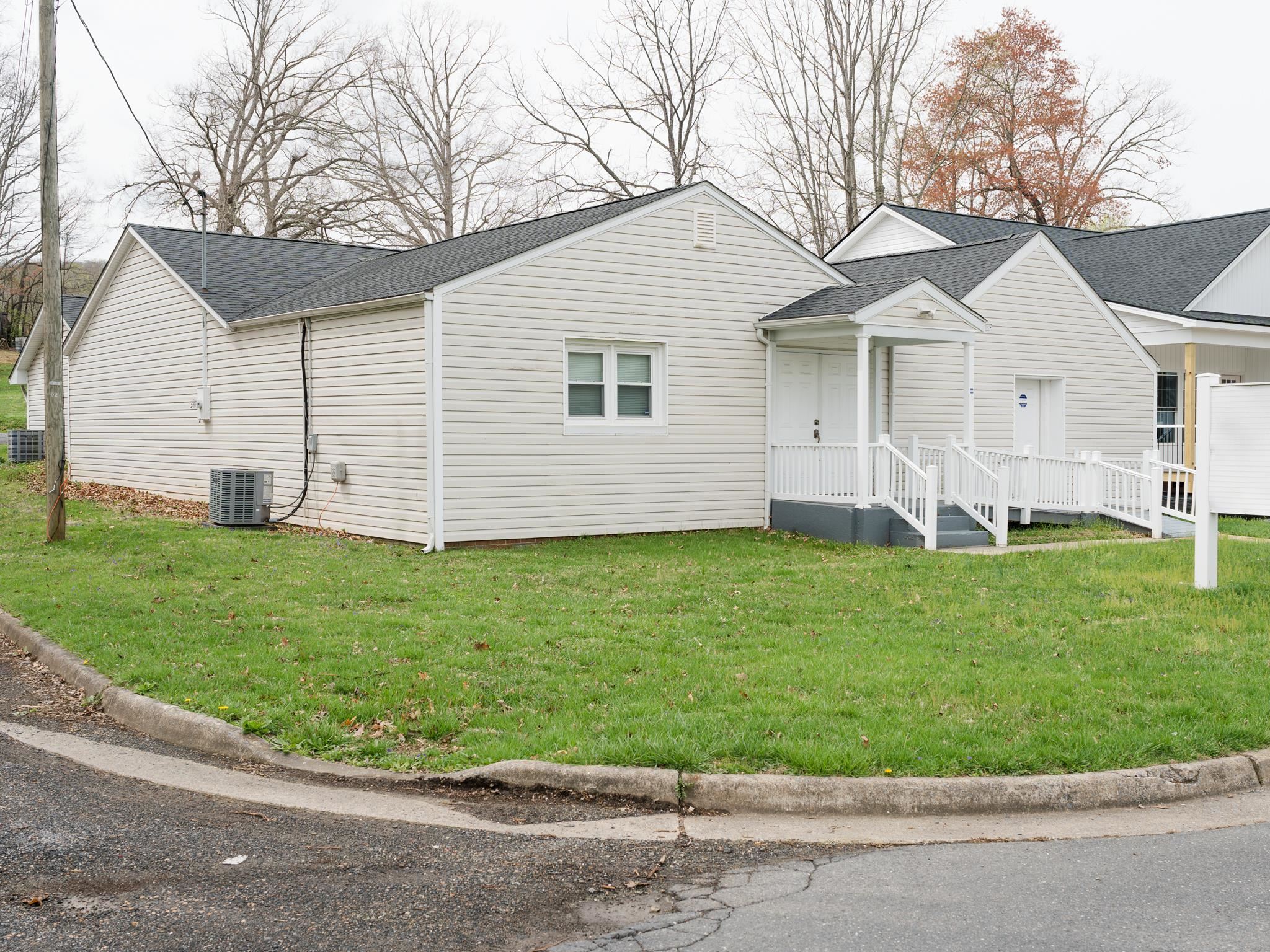 1532 2ND ST, WAYNESBORO, Virginia 22980, ,1 BathroomBathrooms,Residential,1532 2ND ST,664067 MLS # 664067