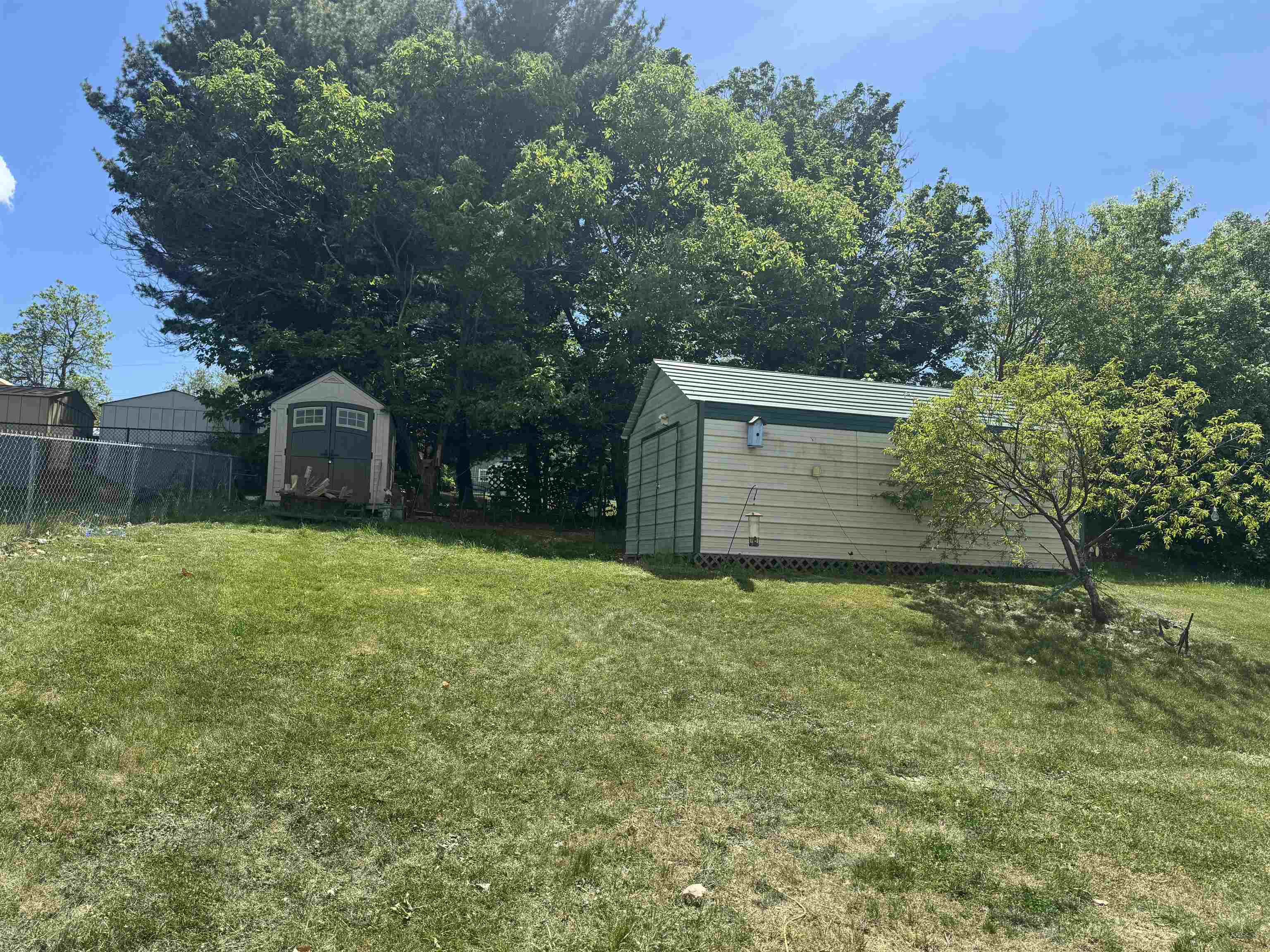 18 BREEZEWOOD DR, STAUNTON, Virginia 24401, 3 Bedrooms Bedrooms, ,2 BathroomsBathrooms,Residential,18 BREEZEWOOD DR,664071 MLS # 664071