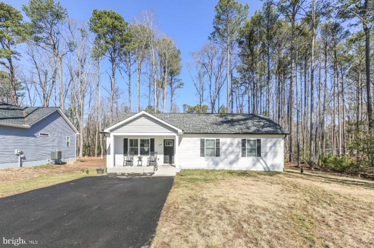 159 WOODBINE DR, COLONIAL BEACH, Virginia 22443, 3 Bedrooms Bedrooms, ,2 BathroomsBathrooms,Residential,For sale,159 WOODBINE DR,VAWE2008578 MLS # VAWE2008578