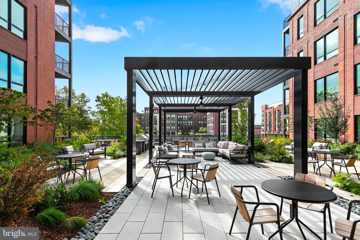 7175 12TH ST NW #613, WASHINGTON, District Of Columbia 20011, 1 Bedroom Bedrooms, ,1 BathroomBathrooms,Residential,For sale,7175 12TH ST NW #613,DCDC2193908 MLS # DCDC2193908