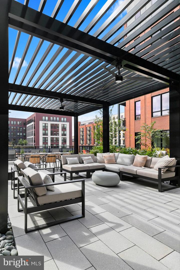 7175 12TH ST NW #613, WASHINGTON, District Of Columbia 20011, 1 Bedroom Bedrooms, ,1 BathroomBathrooms,Residential,For sale,7175 12TH ST NW #613,DCDC2193908 MLS # DCDC2193908