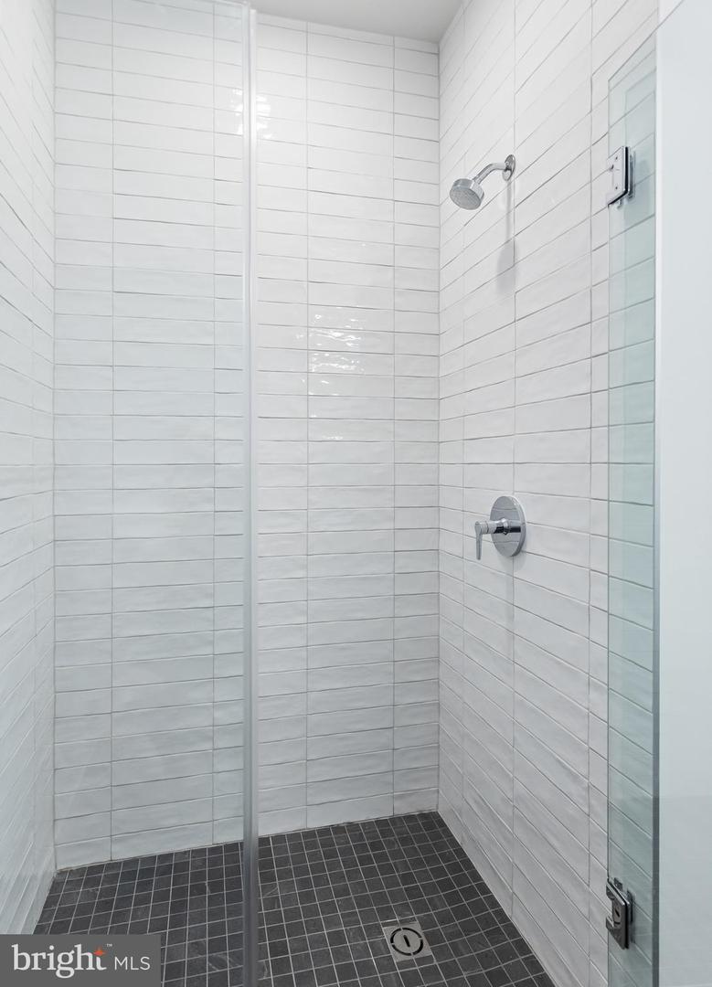 7175 12TH ST NW #613, WASHINGTON, District Of Columbia 20011, 1 Bedroom Bedrooms, ,1 BathroomBathrooms,Residential,For sale,7175 12TH ST NW #613,DCDC2193908 MLS # DCDC2193908