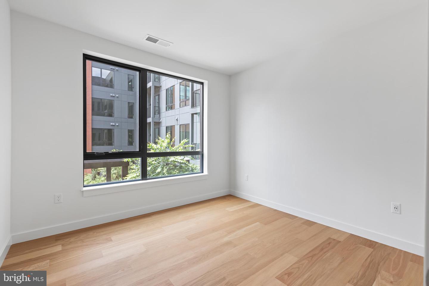 7175 12TH ST NW #613, WASHINGTON, District Of Columbia 20011, 1 Bedroom Bedrooms, ,1 BathroomBathrooms,Residential,For sale,7175 12TH ST NW #613,DCDC2193908 MLS # DCDC2193908