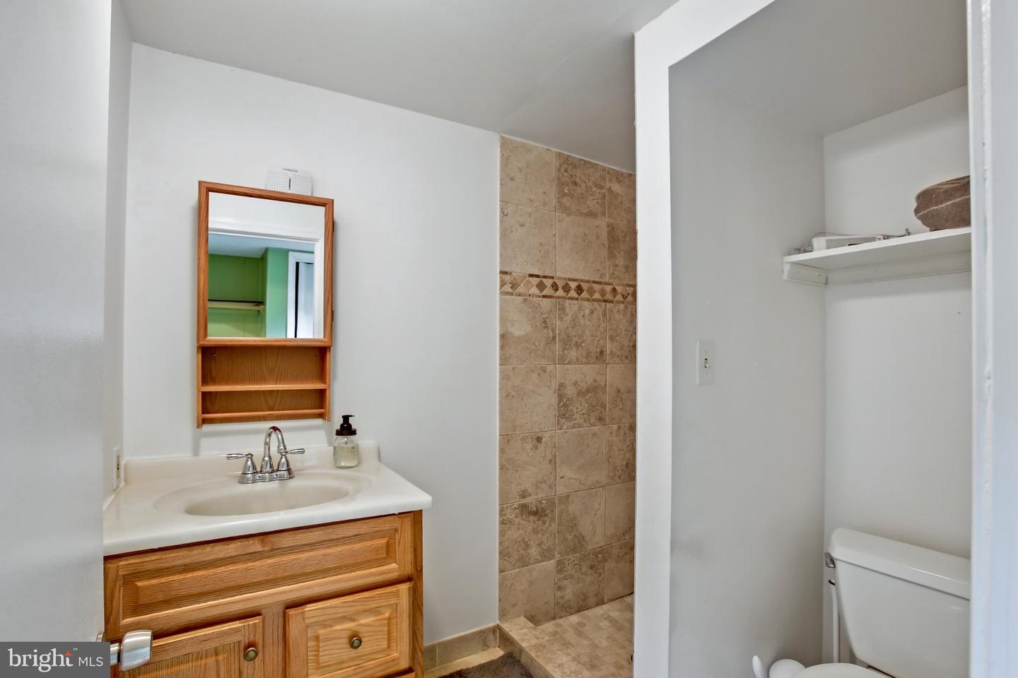 105 SALEM CT SE, LEESBURG, Virginia 20175, 3 Bedrooms Bedrooms, ,2 BathroomsBathrooms,Residential,For sale,105 SALEM CT SE,VALO2093554 MLS # VALO2093554