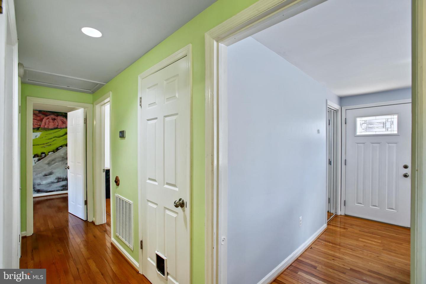 105 SALEM CT SE, LEESBURG, Virginia 20175, 3 Bedrooms Bedrooms, ,2 BathroomsBathrooms,Residential,For sale,105 SALEM CT SE,VALO2093554 MLS # VALO2093554