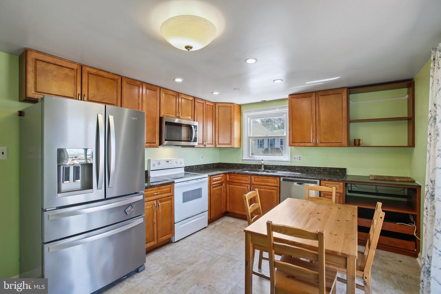 105 SALEM CT SE, LEESBURG, Virginia 20175, 3 Bedrooms Bedrooms, ,2 BathroomsBathrooms,Residential,For sale,105 SALEM CT SE,VALO2093554 MLS # VALO2093554