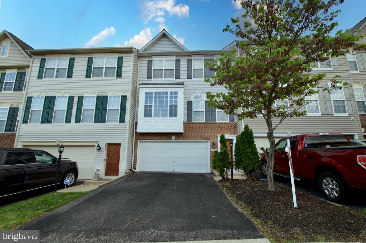 2457 BATTERY HILL CIR, WOODBRIDGE, Virginia 22191, 3 Bedrooms Bedrooms, ,3 BathroomsBathrooms,Residential,For sale,2457 BATTERY HILL CIR,VAPW2091678 MLS # VAPW2091678