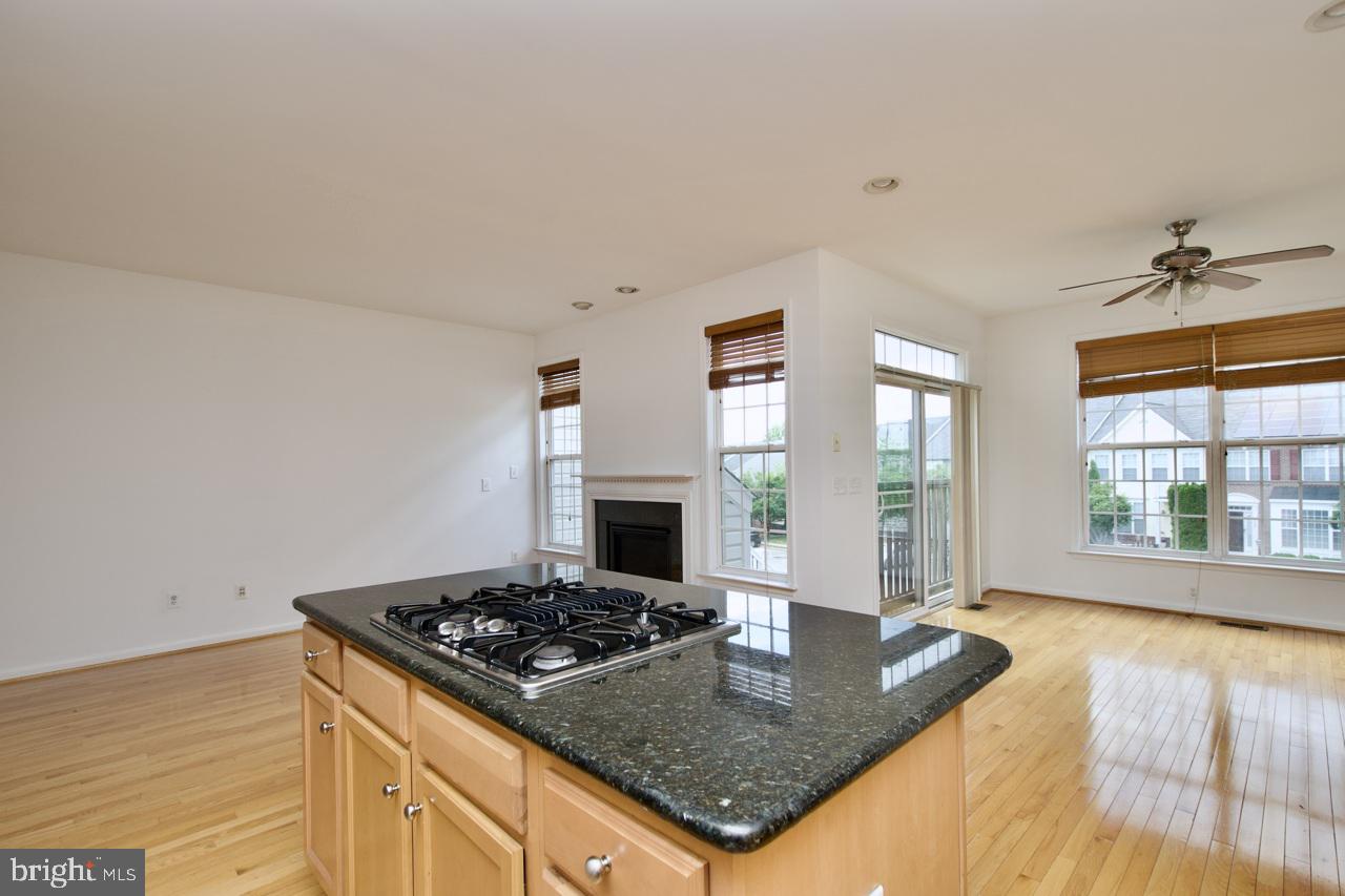 2457 BATTERY HILL CIR, WOODBRIDGE, Virginia 22191, 3 Bedrooms Bedrooms, ,3 BathroomsBathrooms,Residential,For sale,2457 BATTERY HILL CIR,VAPW2091678 MLS # VAPW2091678