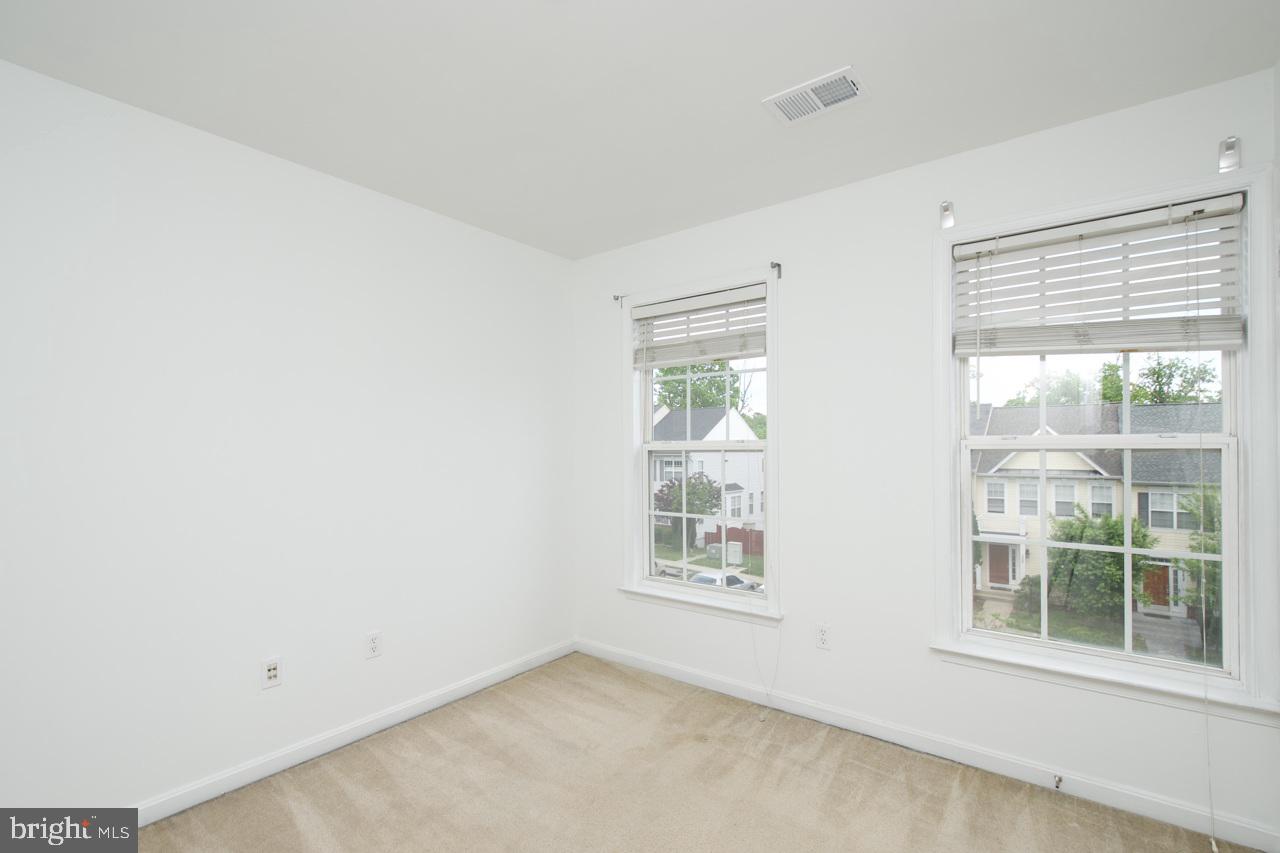 2457 BATTERY HILL CIR, WOODBRIDGE, Virginia 22191, 3 Bedrooms Bedrooms, ,3 BathroomsBathrooms,Residential,For sale,2457 BATTERY HILL CIR,VAPW2091678 MLS # VAPW2091678
