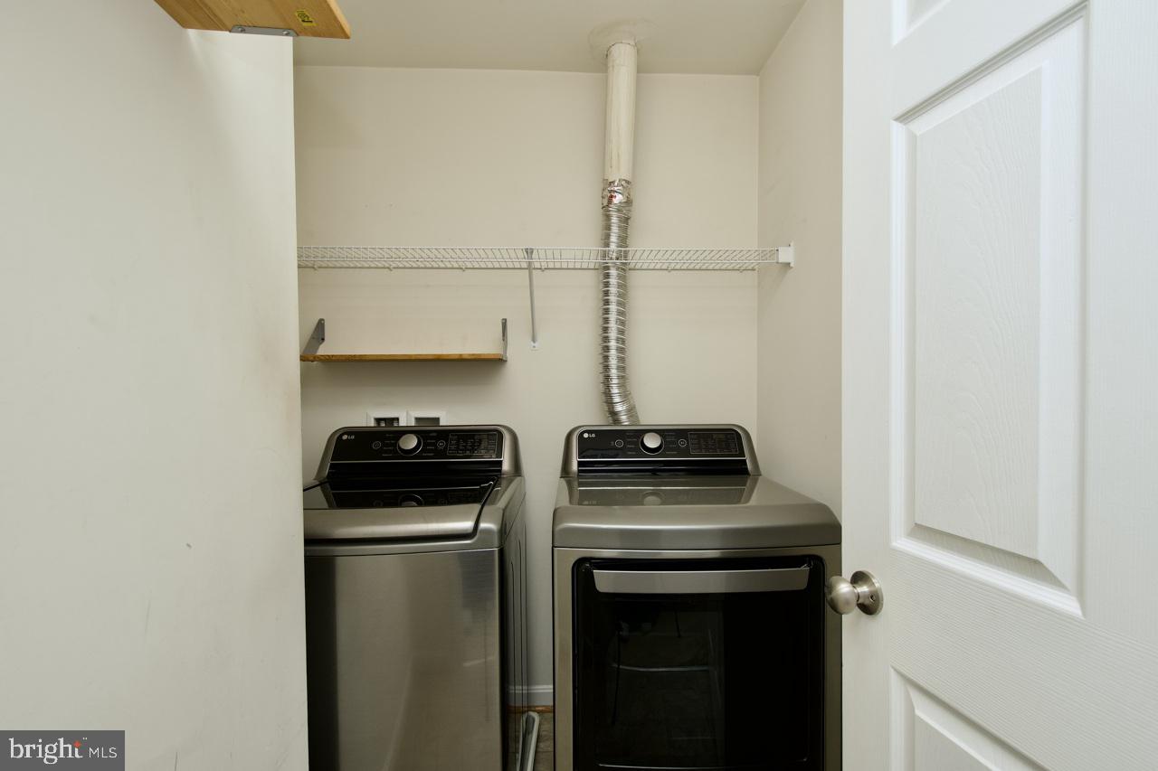 2457 BATTERY HILL CIR, WOODBRIDGE, Virginia 22191, 3 Bedrooms Bedrooms, ,3 BathroomsBathrooms,Residential,For sale,2457 BATTERY HILL CIR,VAPW2091678 MLS # VAPW2091678