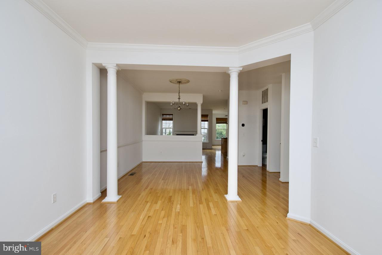 2457 BATTERY HILL CIR, WOODBRIDGE, Virginia 22191, 3 Bedrooms Bedrooms, ,3 BathroomsBathrooms,Residential,For sale,2457 BATTERY HILL CIR,VAPW2091678 MLS # VAPW2091678