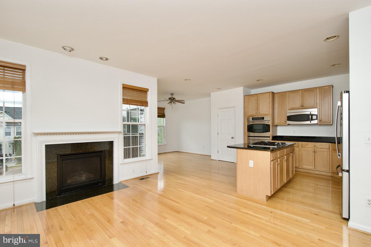 2457 BATTERY HILL CIR, WOODBRIDGE, Virginia 22191, 3 Bedrooms Bedrooms, ,3 BathroomsBathrooms,Residential,For sale,2457 BATTERY HILL CIR,VAPW2091678 MLS # VAPW2091678