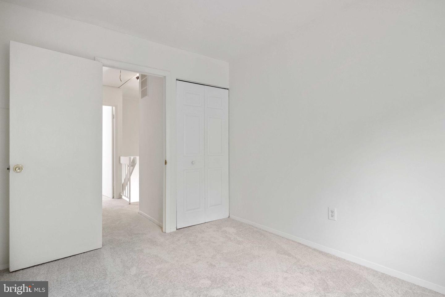 1126 SHANNON PL, HERNDON, Virginia 20170, 3 Bedrooms Bedrooms, ,2 BathroomsBathrooms,Residential,For sale,1126 SHANNON PL,VAFX2233802 MLS # VAFX2233802