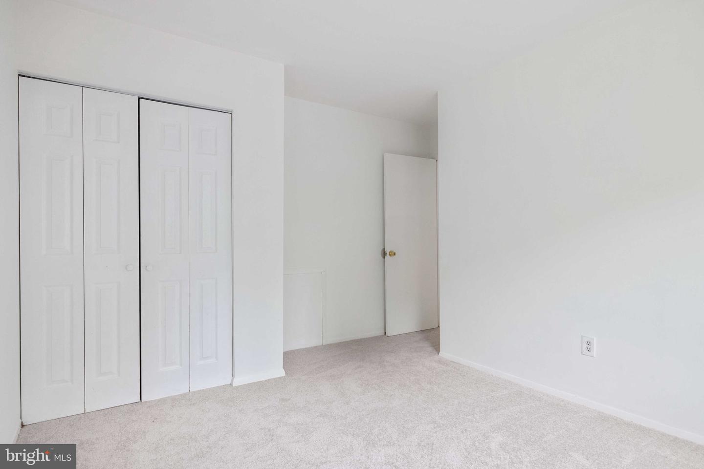 1126 SHANNON PL, HERNDON, Virginia 20170, 3 Bedrooms Bedrooms, ,2 BathroomsBathrooms,Residential,For sale,1126 SHANNON PL,VAFX2233802 MLS # VAFX2233802