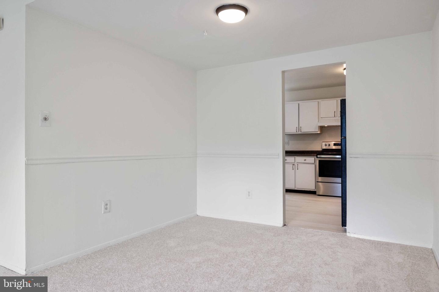 1126 SHANNON PL, HERNDON, Virginia 20170, 3 Bedrooms Bedrooms, ,2 BathroomsBathrooms,Residential,For sale,1126 SHANNON PL,VAFX2233802 MLS # VAFX2233802