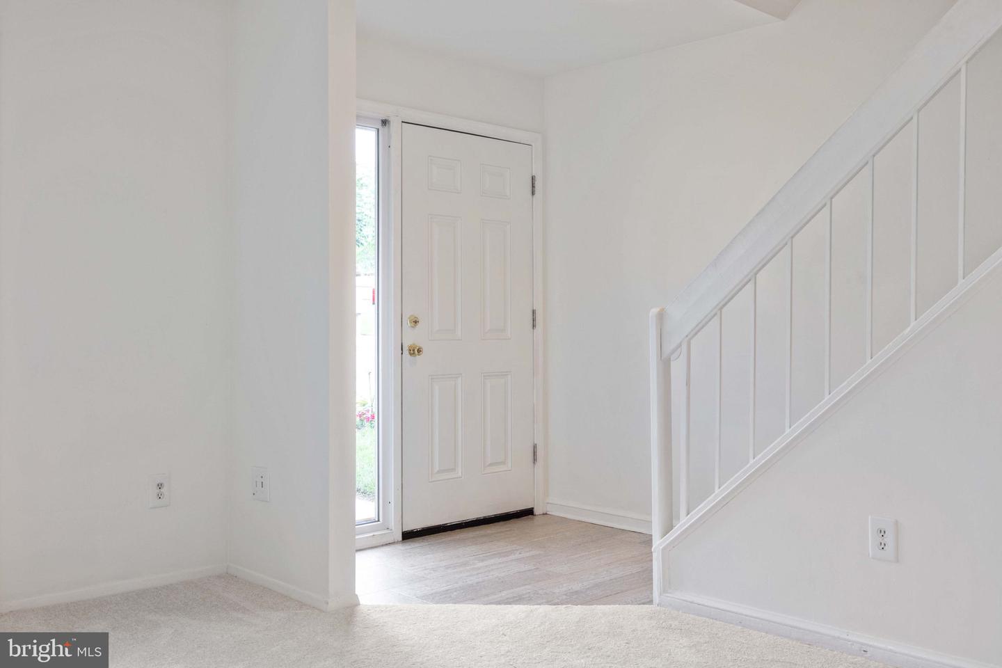 1126 SHANNON PL, HERNDON, Virginia 20170, 3 Bedrooms Bedrooms, ,2 BathroomsBathrooms,Residential,For sale,1126 SHANNON PL,VAFX2233802 MLS # VAFX2233802